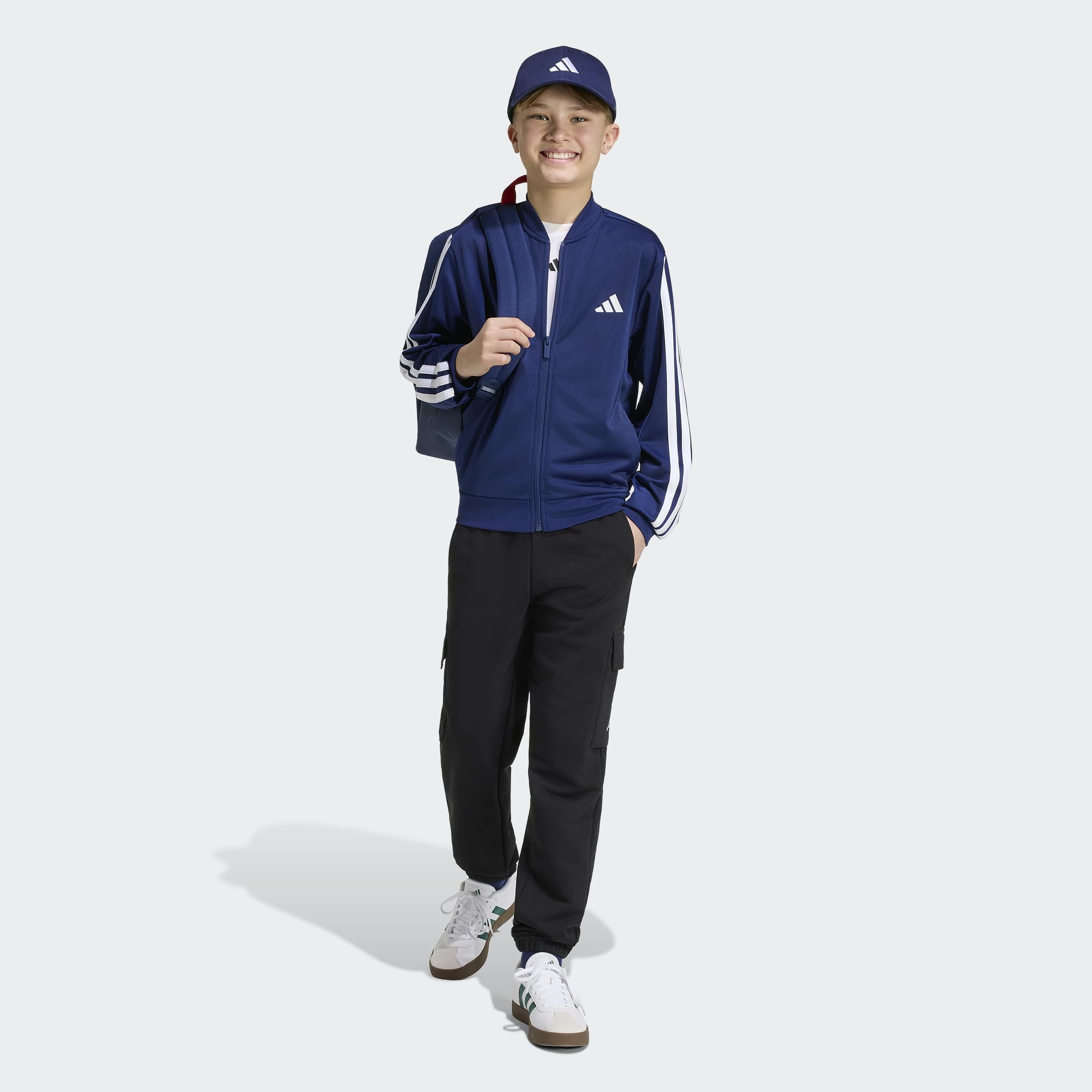 adidas Sportswear Outdoorjacke »ESSENTIALS CLIMACOOL TRACK« für Kinder, mit Reißverschluss, aus Polyester