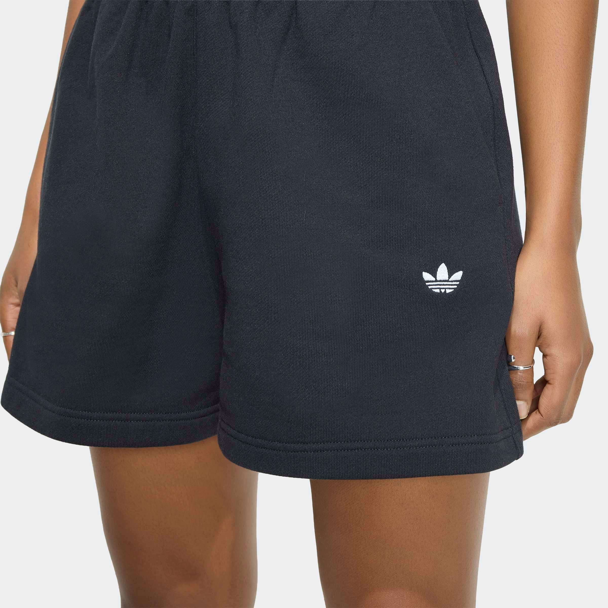 adidas Originals Shorts »ESSENTIALS FRENCH TERRY«  mit lockerer Passform, aus Baumwolle