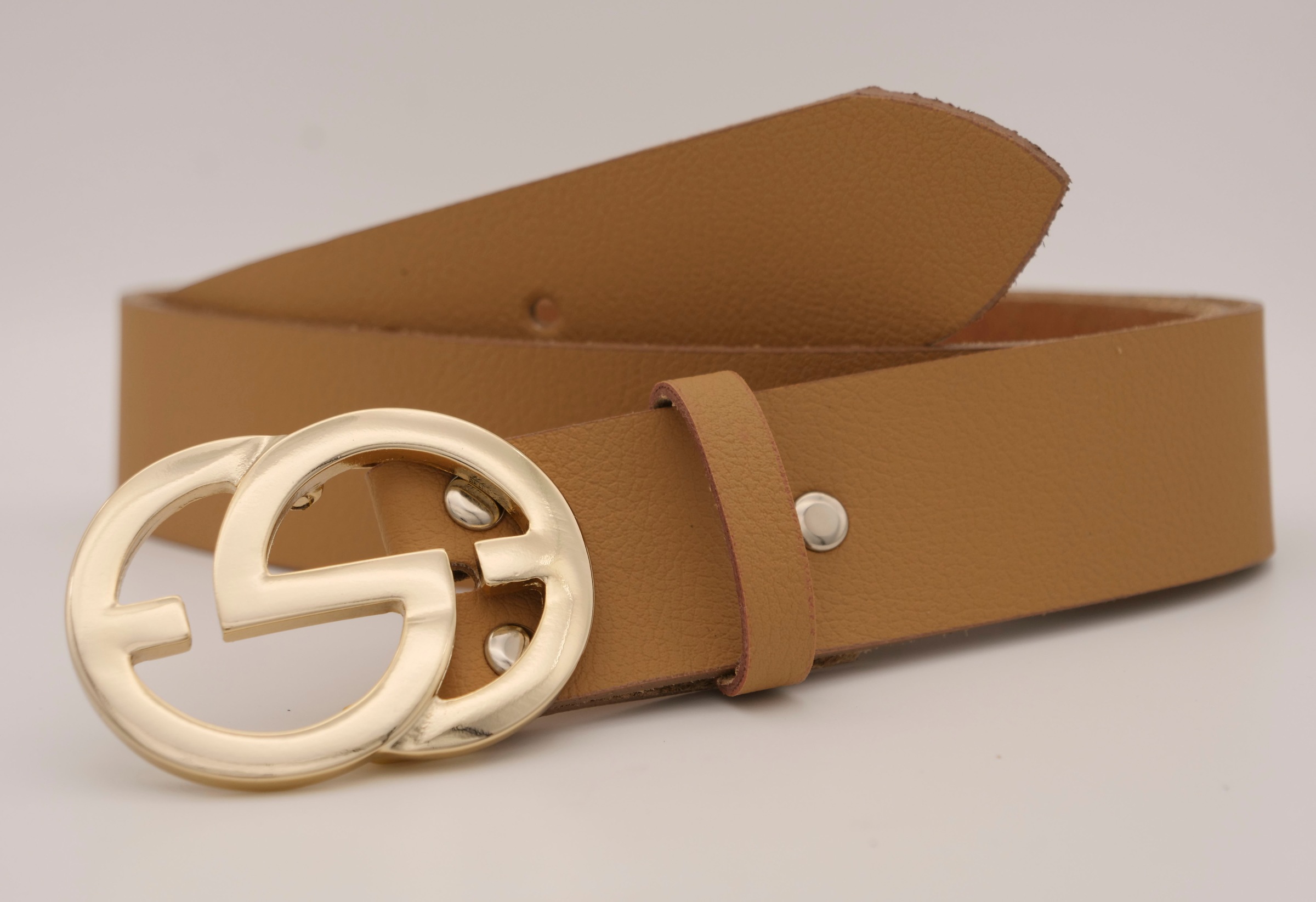 AnnaMatoni Ledergürtel, mit goldener Schließe