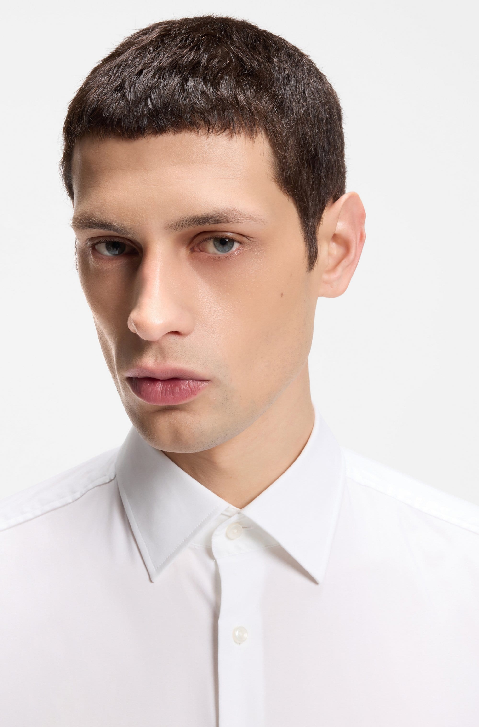 BOSS Businesshemd »Businesshemd Hank« Kentkragen, Slim-Fit, bügelleichte Qualität