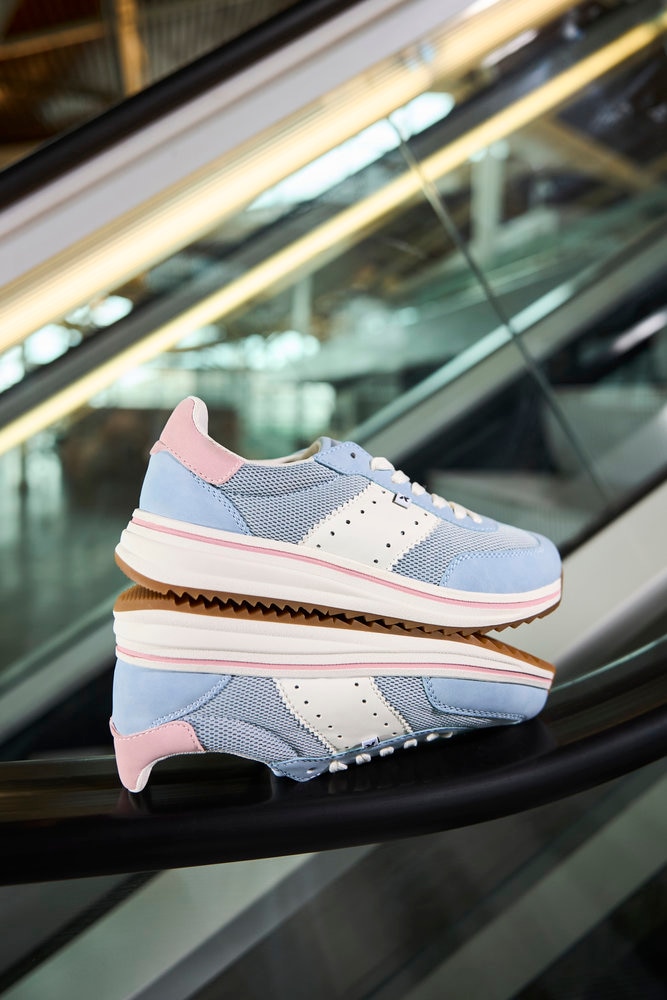 Rieker Sneaker  Schnürschuh, Halbschuh, Freizeitsneaker mit Kontrastbesätze