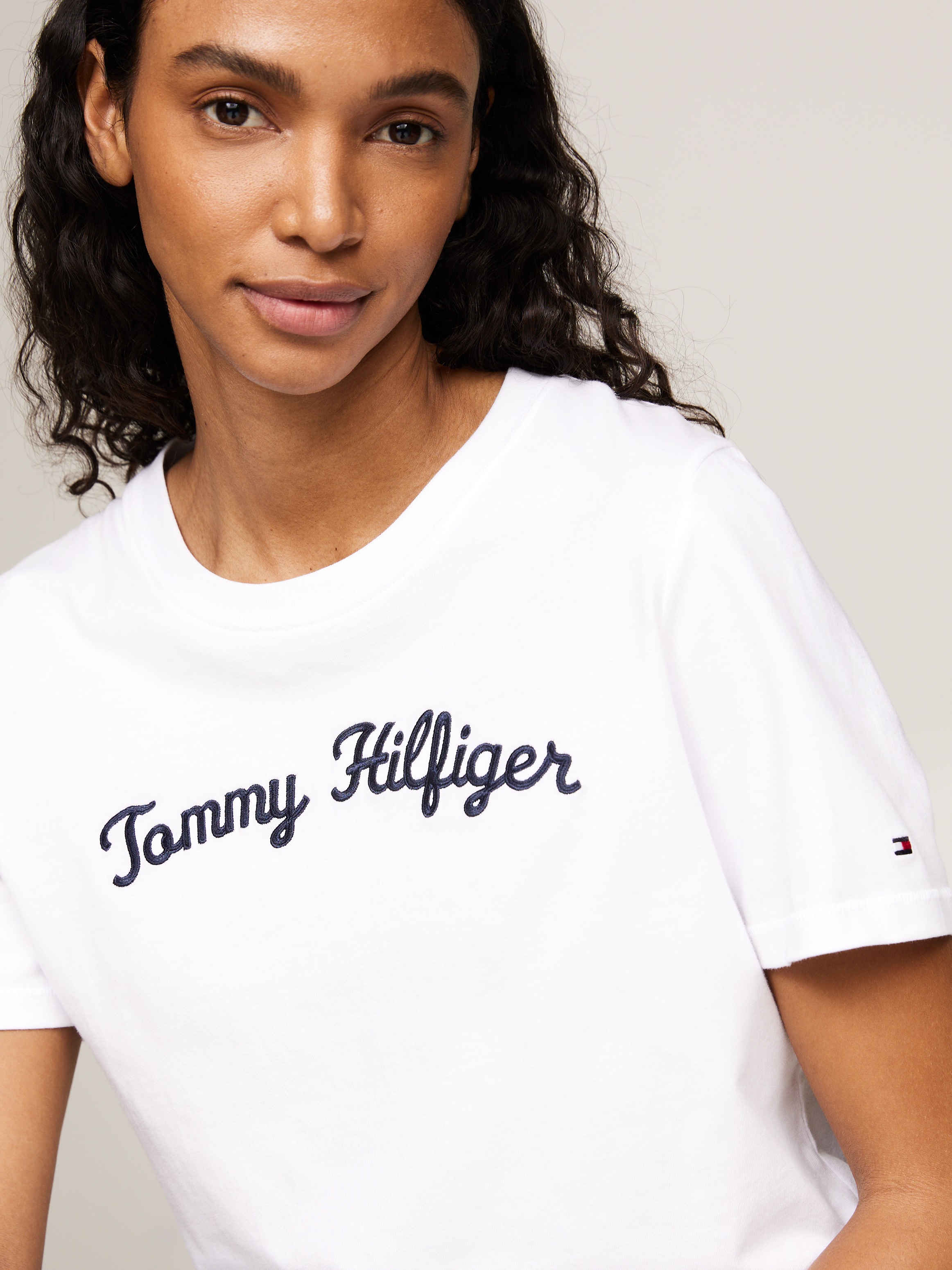 Tommy Hilfiger Kurzarmshirt »REG SCRIPT C-NK SS«, mit Tommy Hilfiger Script Logo-Schriftzug