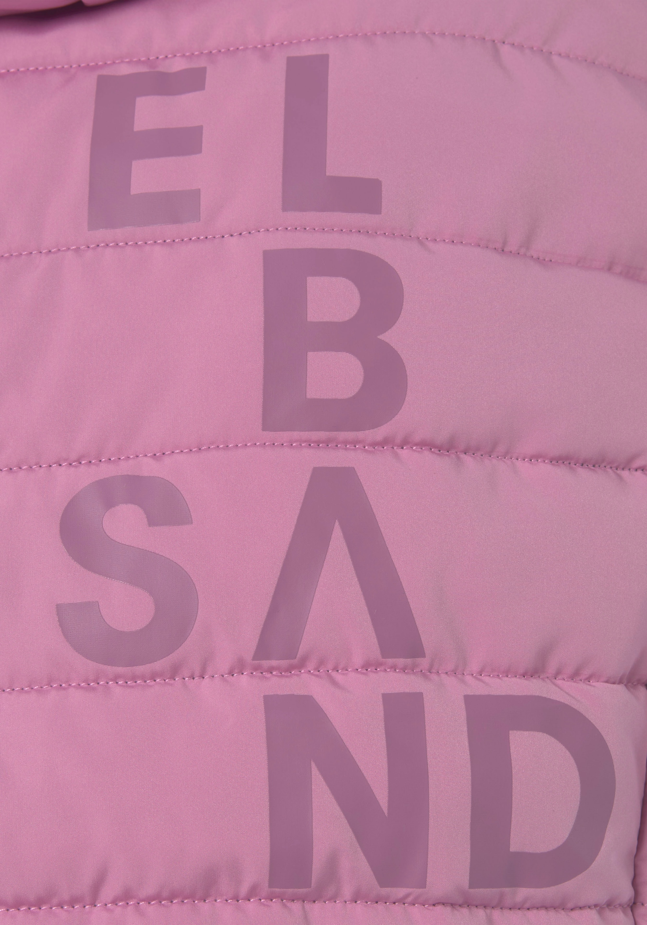 Elbsand Steppweste, Mit abnehmbarer Kapuze