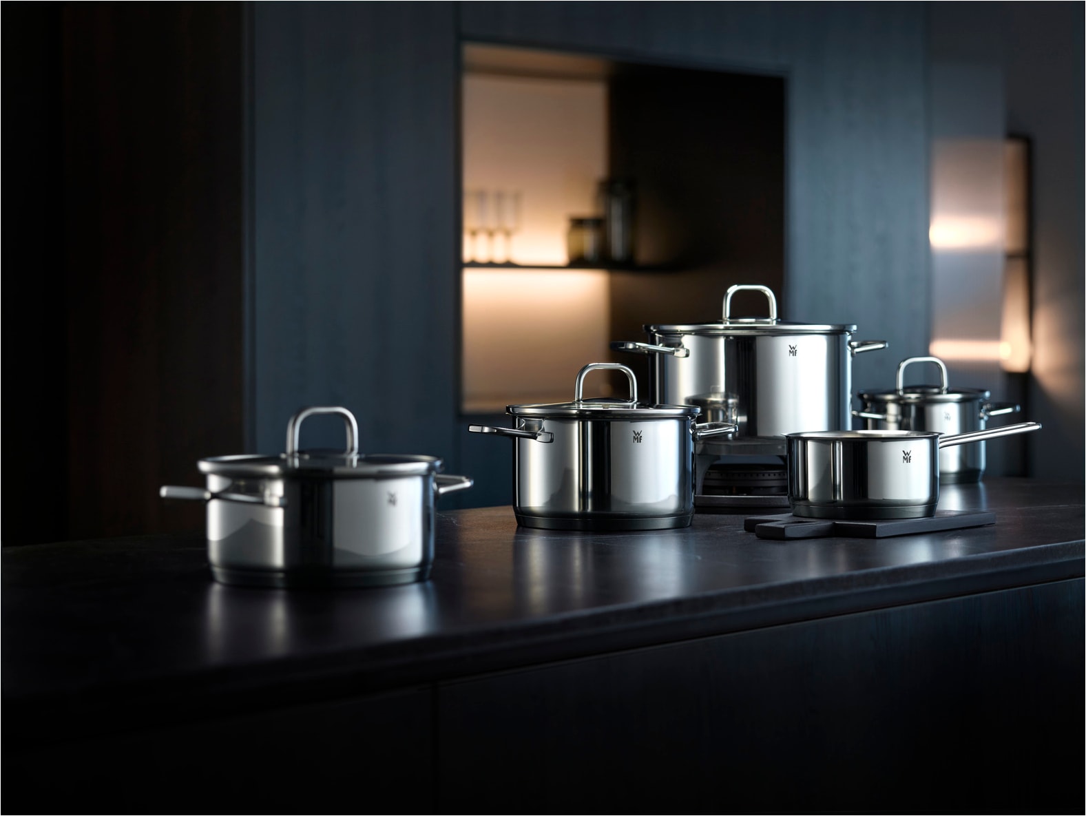 WMF Topf-Set »Inspiration Induktion, Kochtopf Set mit Glasdeckel« Set, 3x Fleischtöpfe Ø 16/20/24 cm, 1x Stieltopf Ø 16 cm, 7 Stk. tlg. Cromargan® Edelstahl Rostfrei 18/10