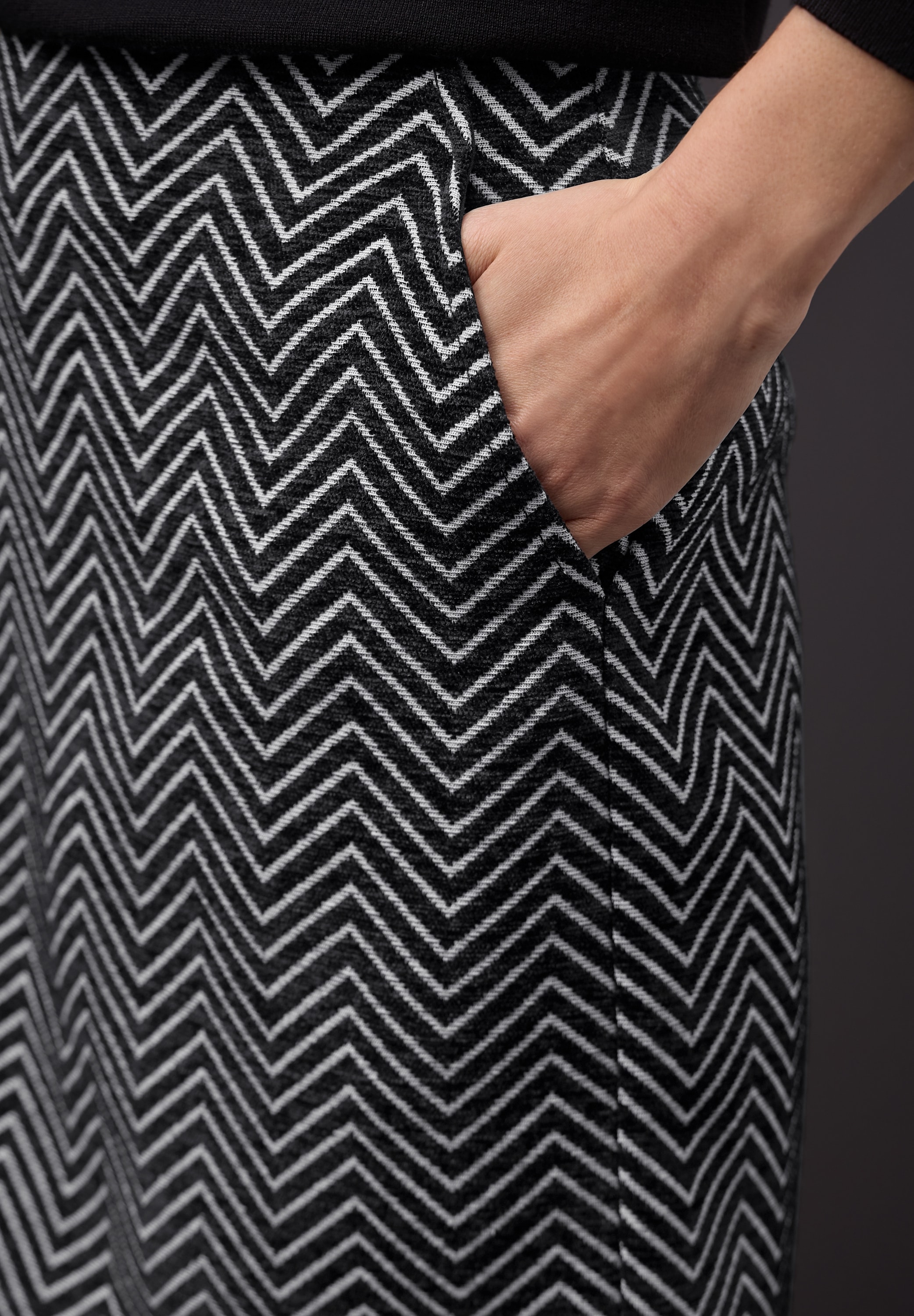 STREET ONE Minirock »Style Maja«
