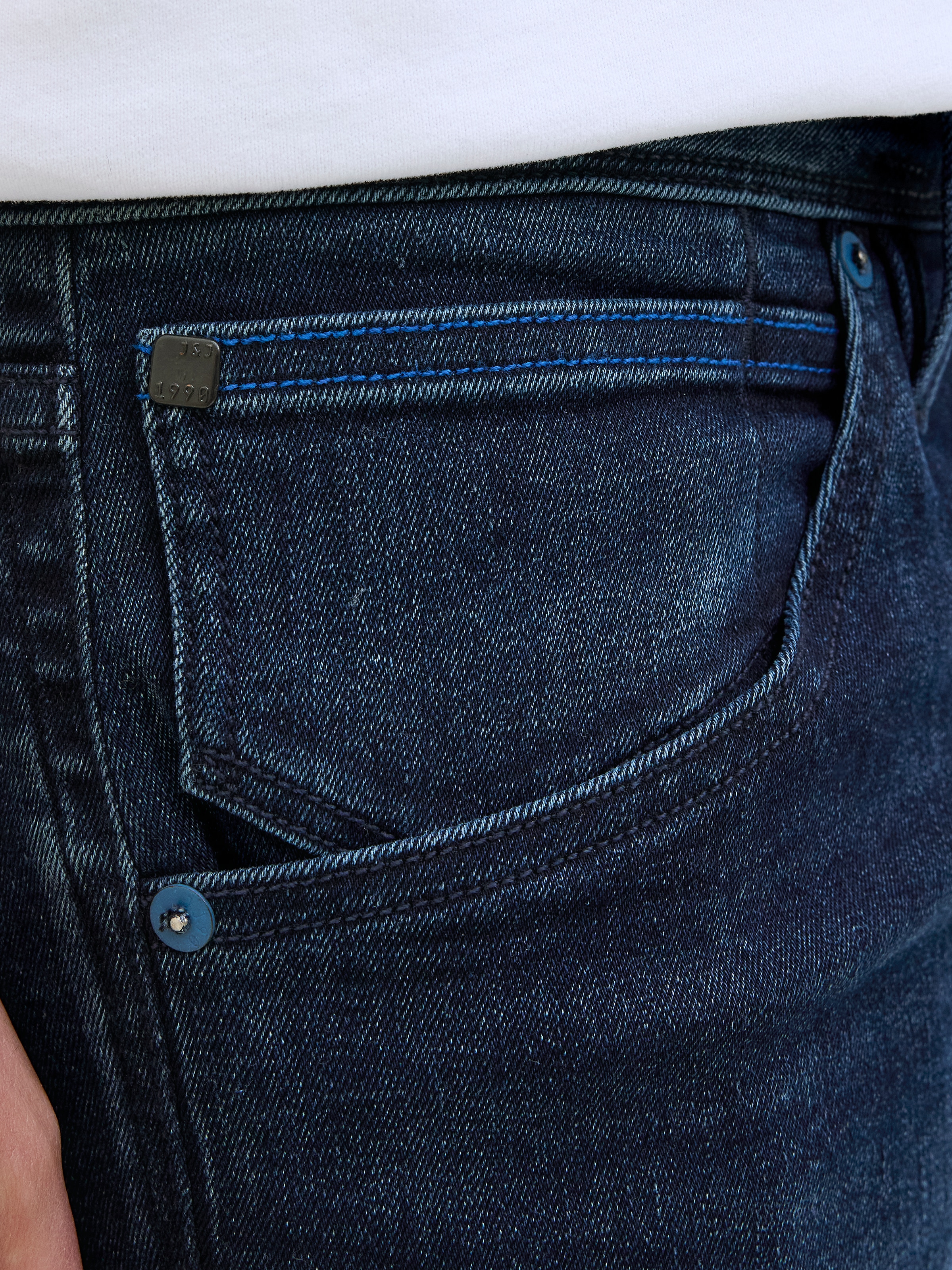Jack & Jones Shorts »JJIRICK JJFOX SHORTS CB 310 SN«, im Four-Pocket Style