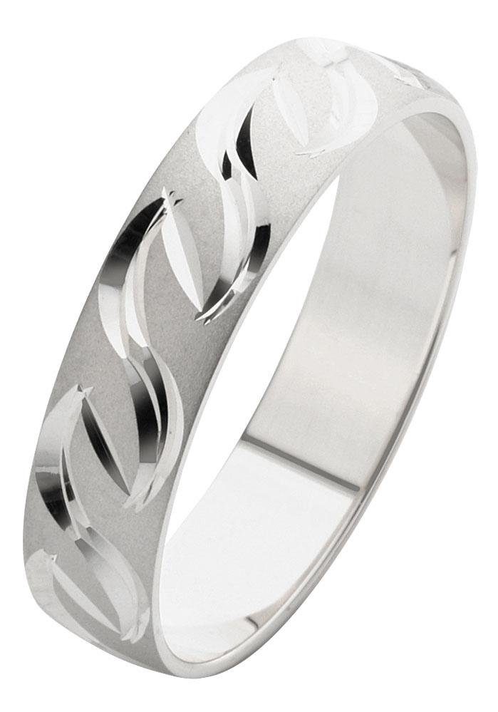 Firetti Trauring »Schmuck Geschenk Gold 375 Hochzeit Ehering "LIEBE"« Made in Germany, wahlweise mit oder ohne Brillant