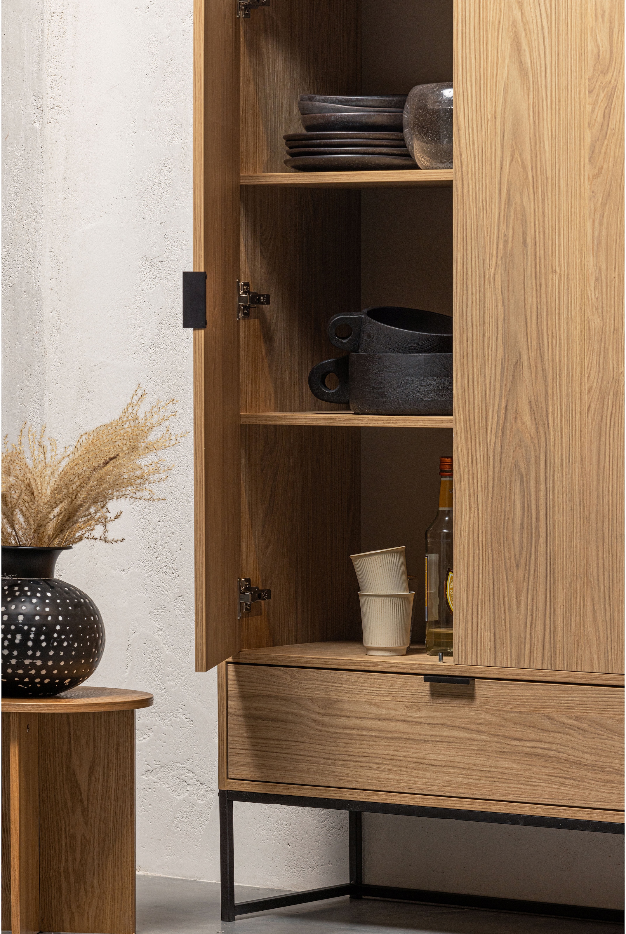 WOOOD Mehrzweckschrank »WOOOD SILAS 2-TÜREN SCHRANK EICHE DEKOR [fsc]« Silas Schrank aus Eichenmelamin auf Metall, 2 Türen und viel Stauraum