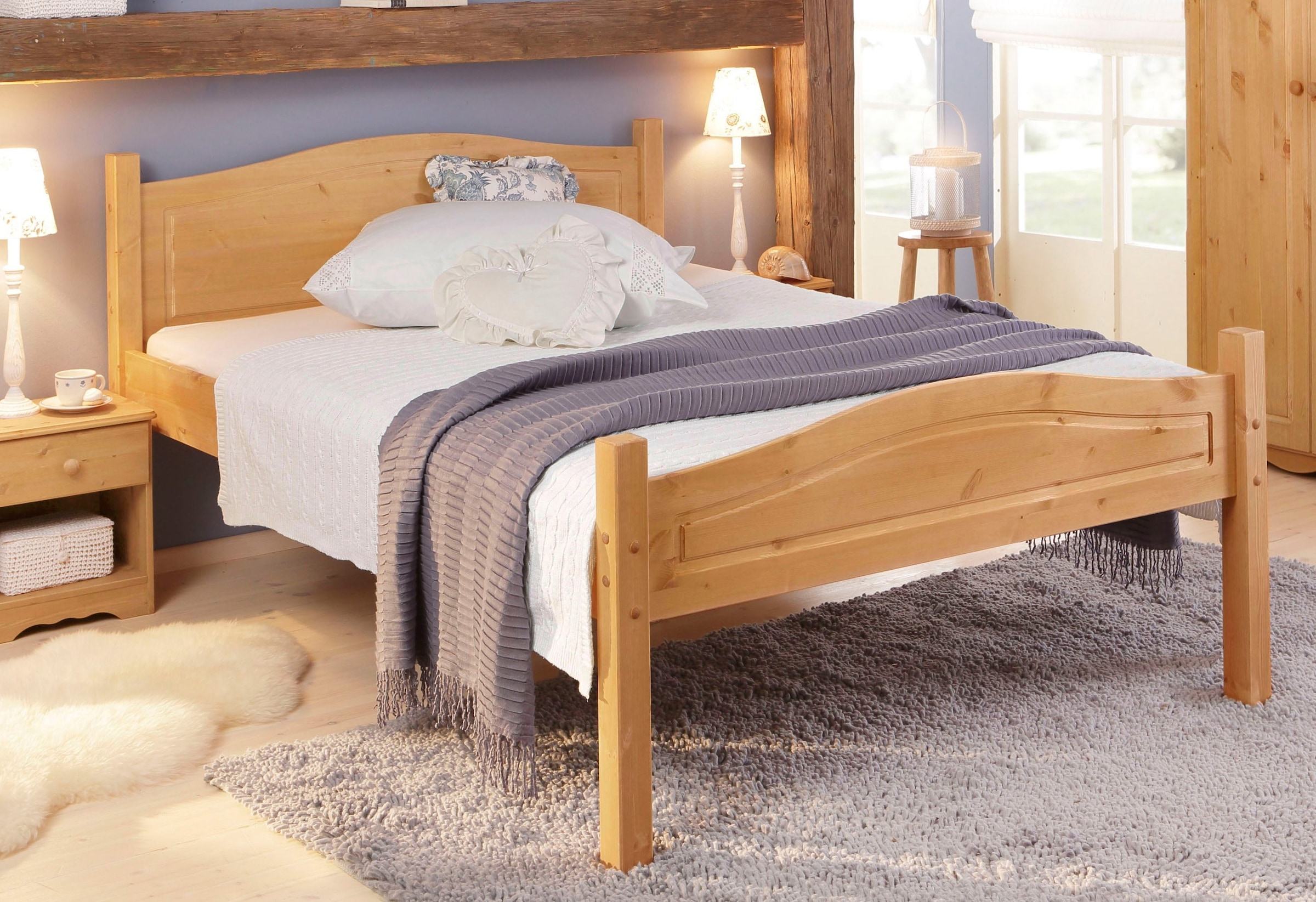 Home affaire Massivholzbett »Bolton« aus massivem Kiefernholz, in unterschiedlichen Größen und Farben