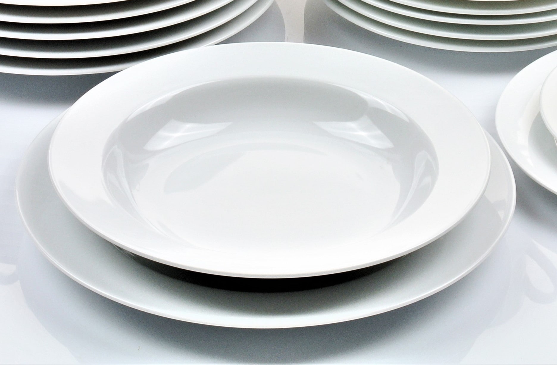 Retsch Arzberg Suppenteller »HEIKE WEISS 21 cm, Set 6-tlg. für 6 Personen, rund Porzellan« Allrounder für jeden Tag - langlebig und universell einsetzbar