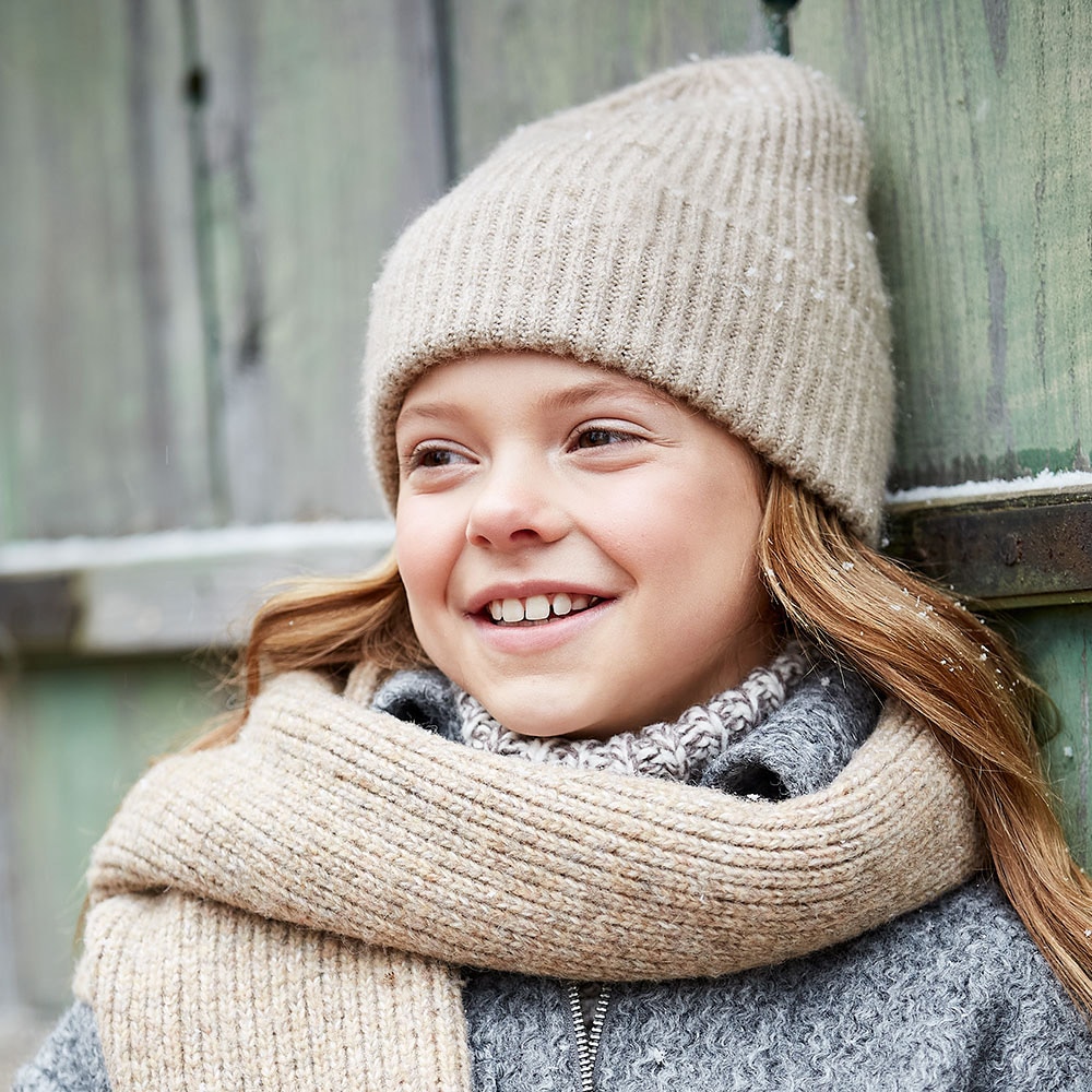 CAPO Strickmütze Dezente Melange-Töne, Grobstrick