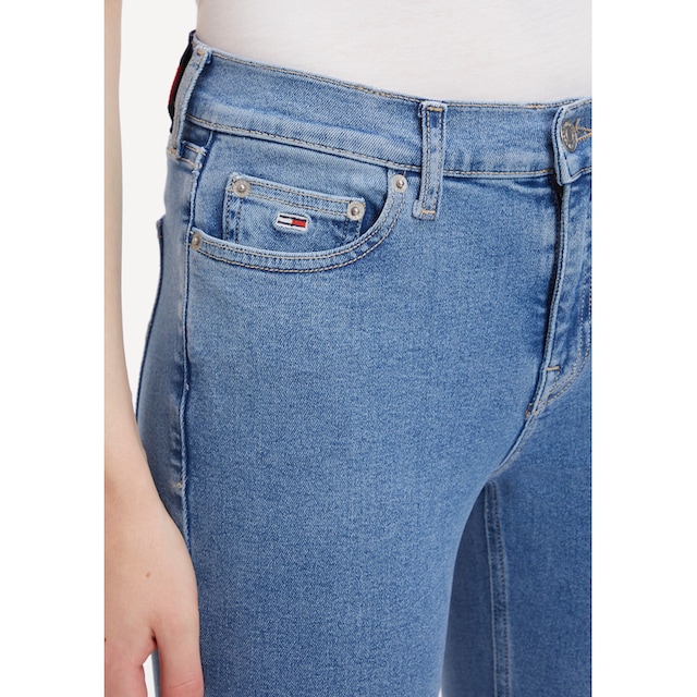 Tommy Jeans Skinny-fit-Jeans »Nora«, mit Tommy Jeans Label-Badge & Passe  hinten kaufen bei OTTO