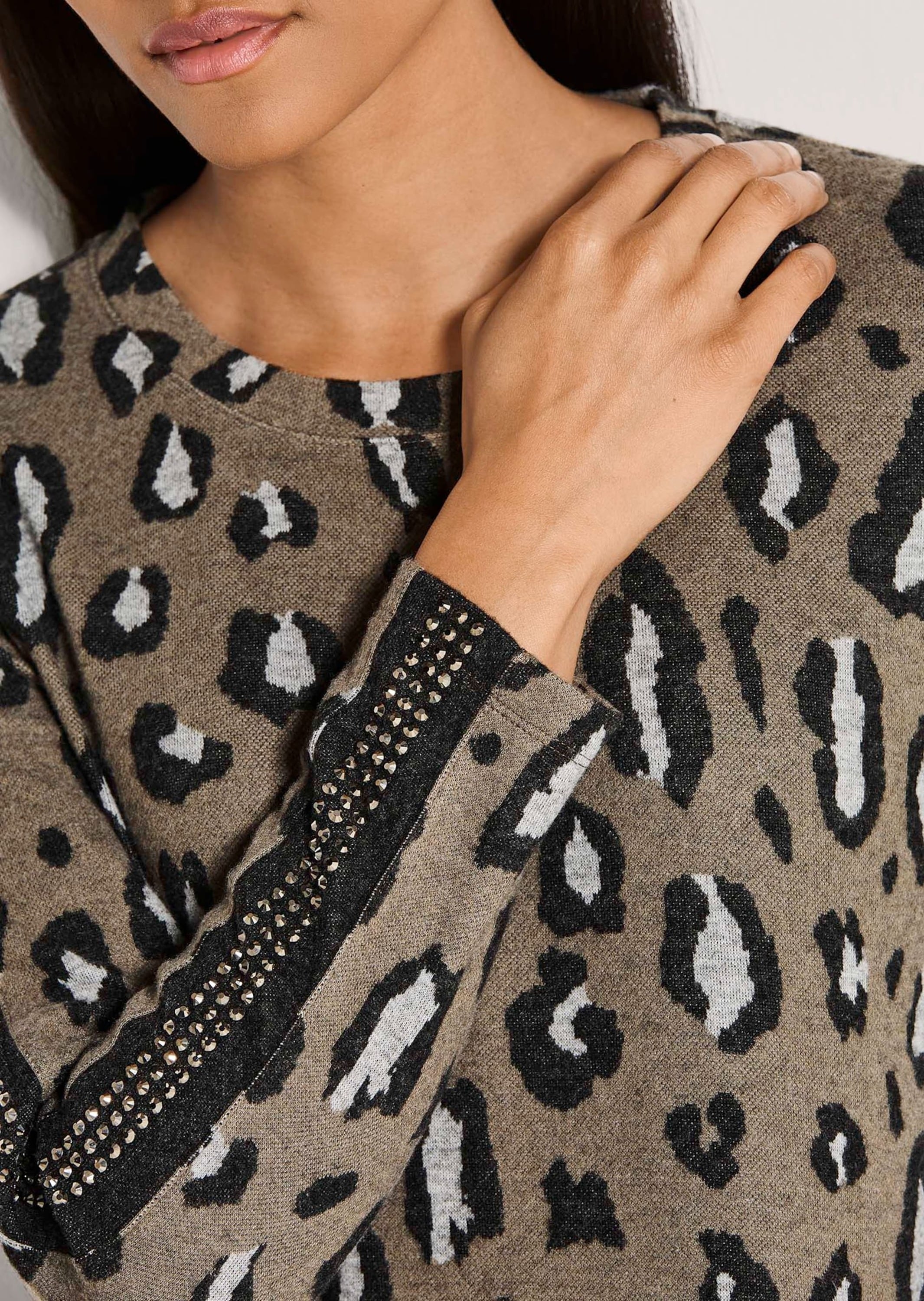 MADELEINE Midikleid »Kleid Jacquardkleid mit Leo-Muster & Strass« Eingrifftasche