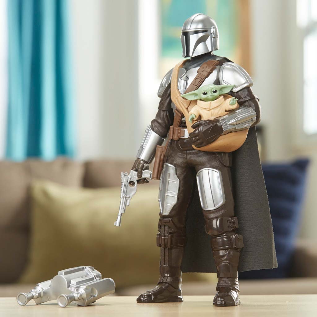 Hasbro Spielfigur »Star Wars Galactic Action The Mandalorian & Grogu«, interaktive elektronische Figuren mit Soundeffekten
