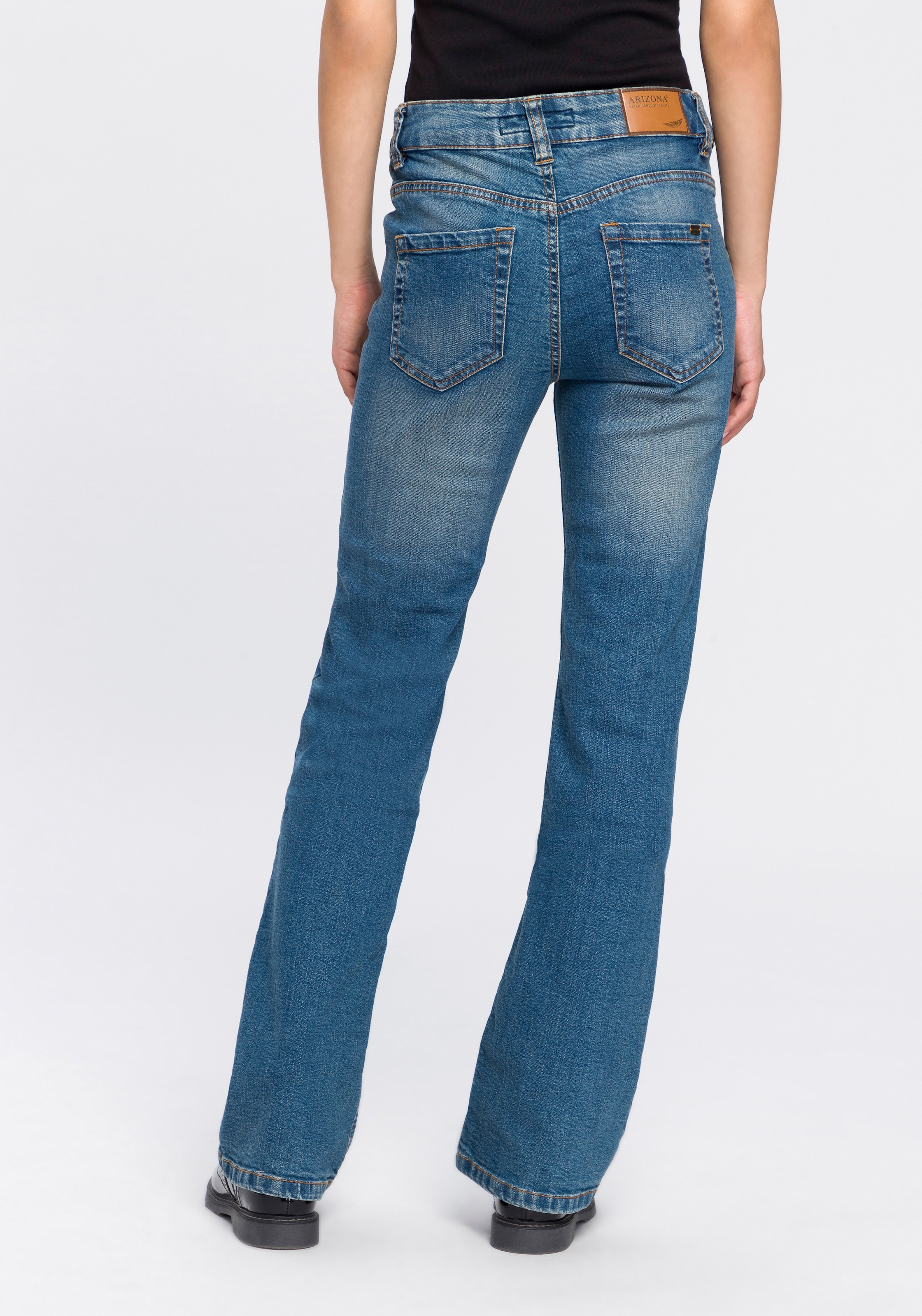 Arizona Bootcut-Jeans »Bund mit seitlichem Gummizugeinsatz«, hohe Leibhöhe, Bootcut, mit Stretch, klassischer 5-Pocket-Style