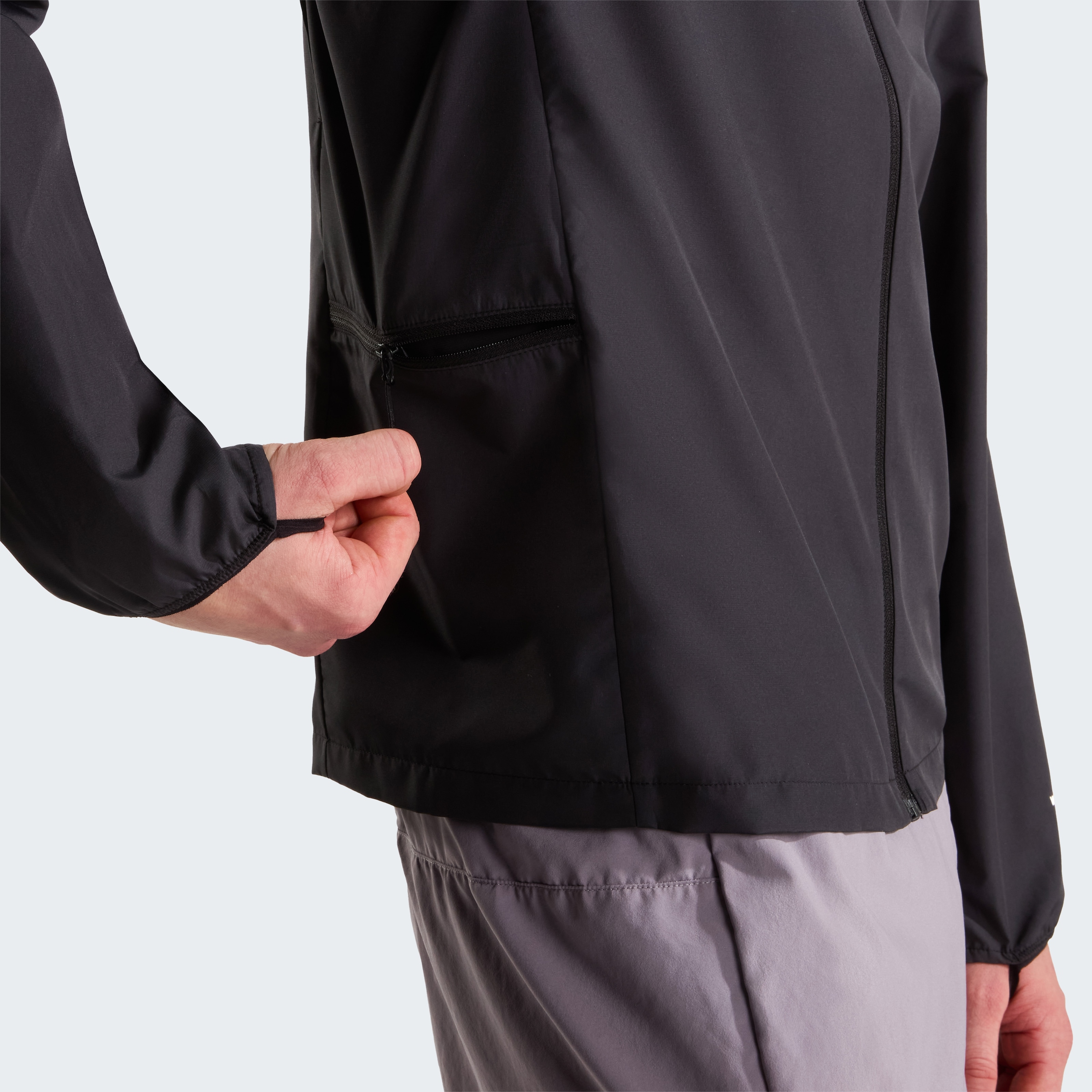 The North Face Windbreaker »M FONTANALES WIND JACKET« 1 Stk. tlg. sportlicher Stil, für Sport- und Outdooraktivitäten, mit Packtasche