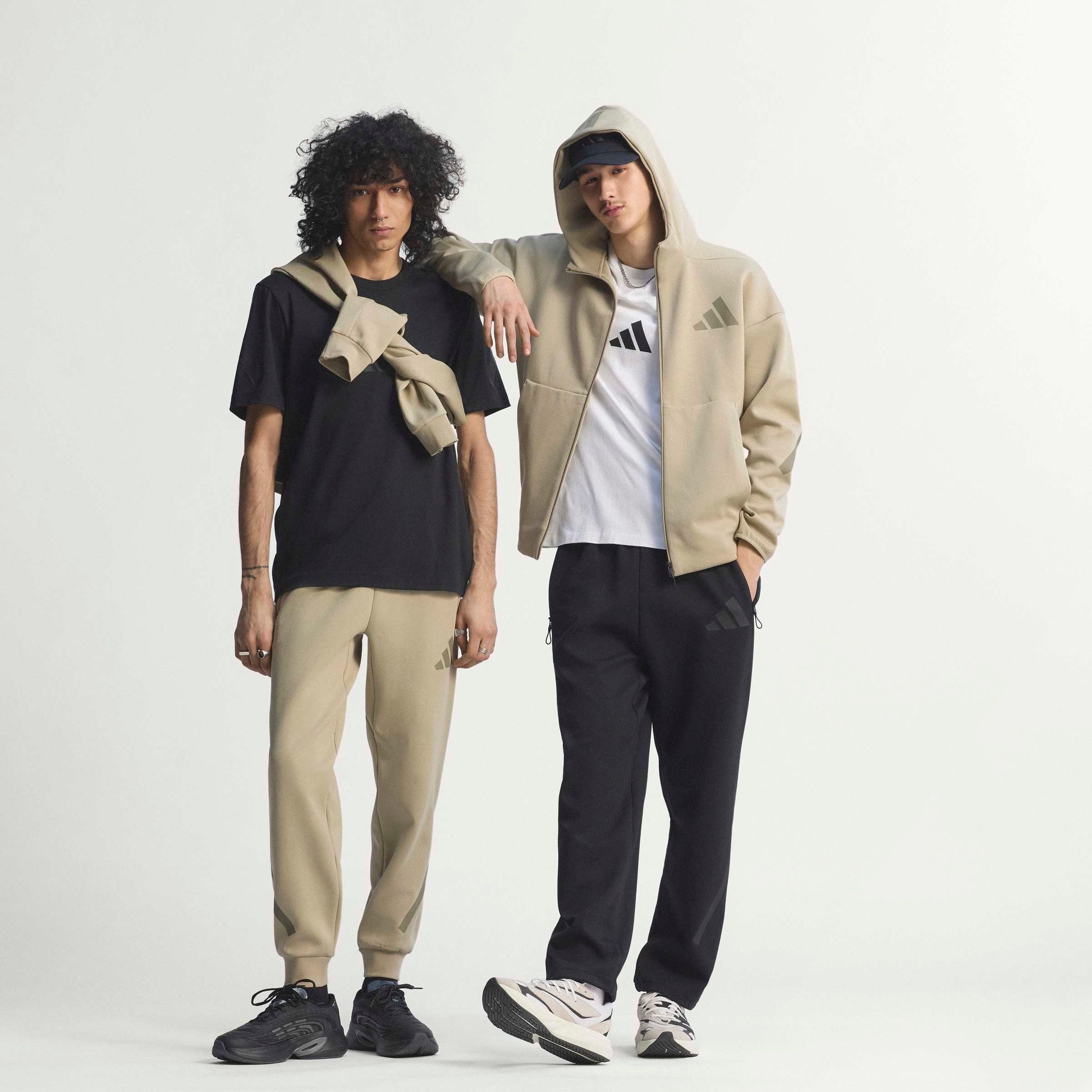 adidas Sportswear Kapuzensweatshirt »NEW ADIDAS Z.N.E. ZIP-HOODIE«, für sportliche Aktivitäten, aus Polyester und Baumwolle
