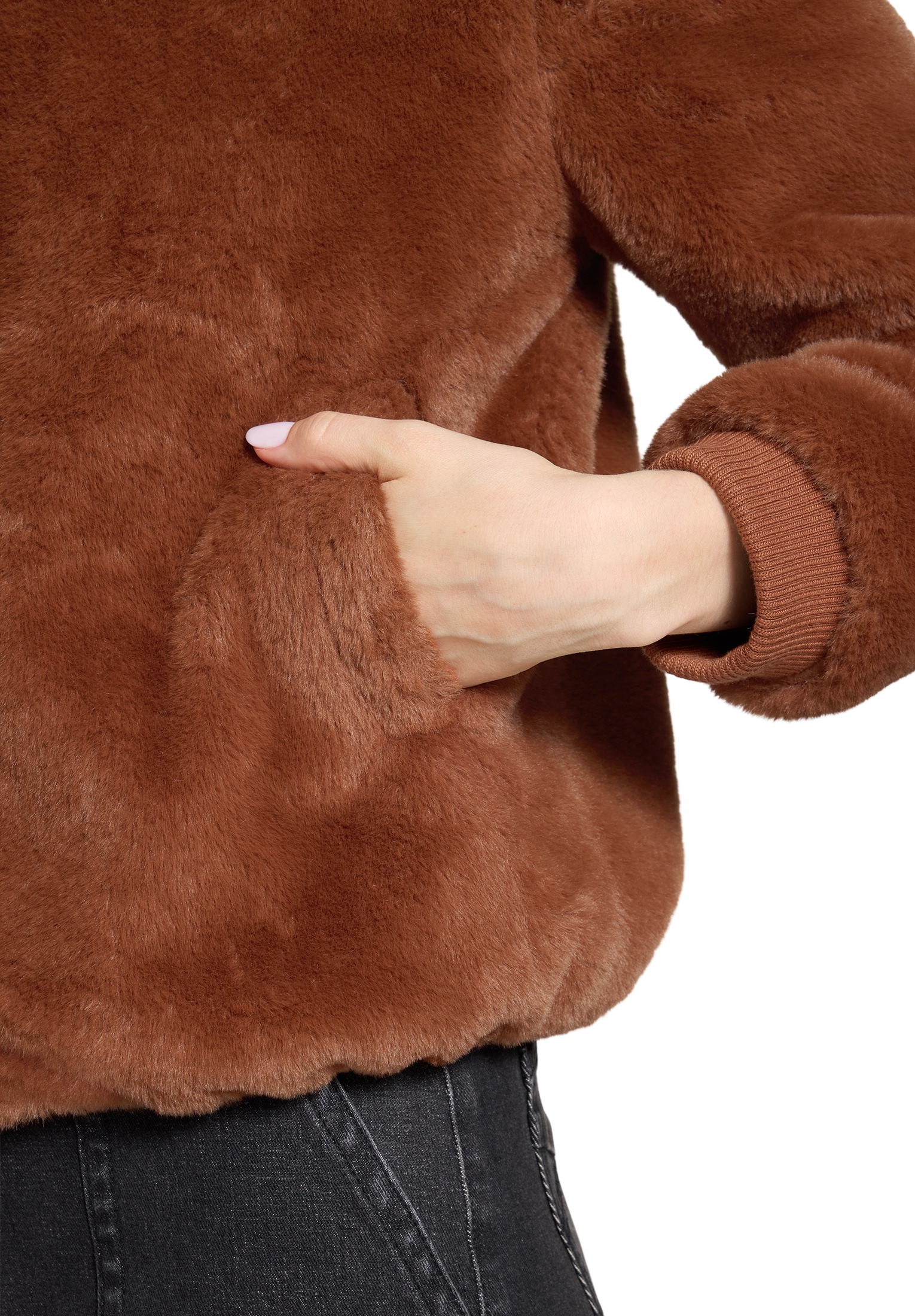 Betty&Co Fellimitatjacke »Kunstfell-Jacke mit Taschen«