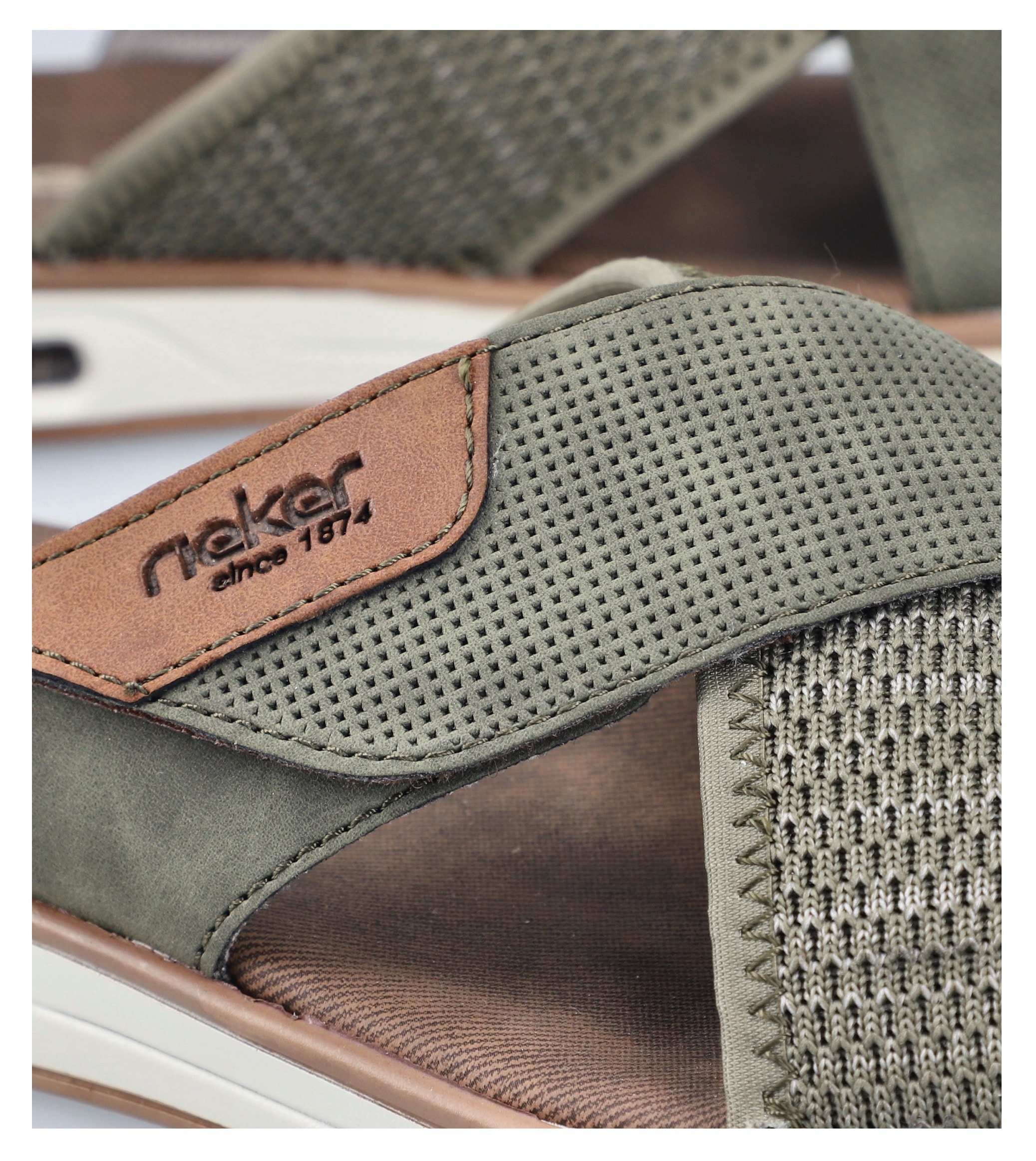 Rieker Pantolette, Sommerschuh, Strandschuh, Schlappen, Hausschuh mit Klettverschluss