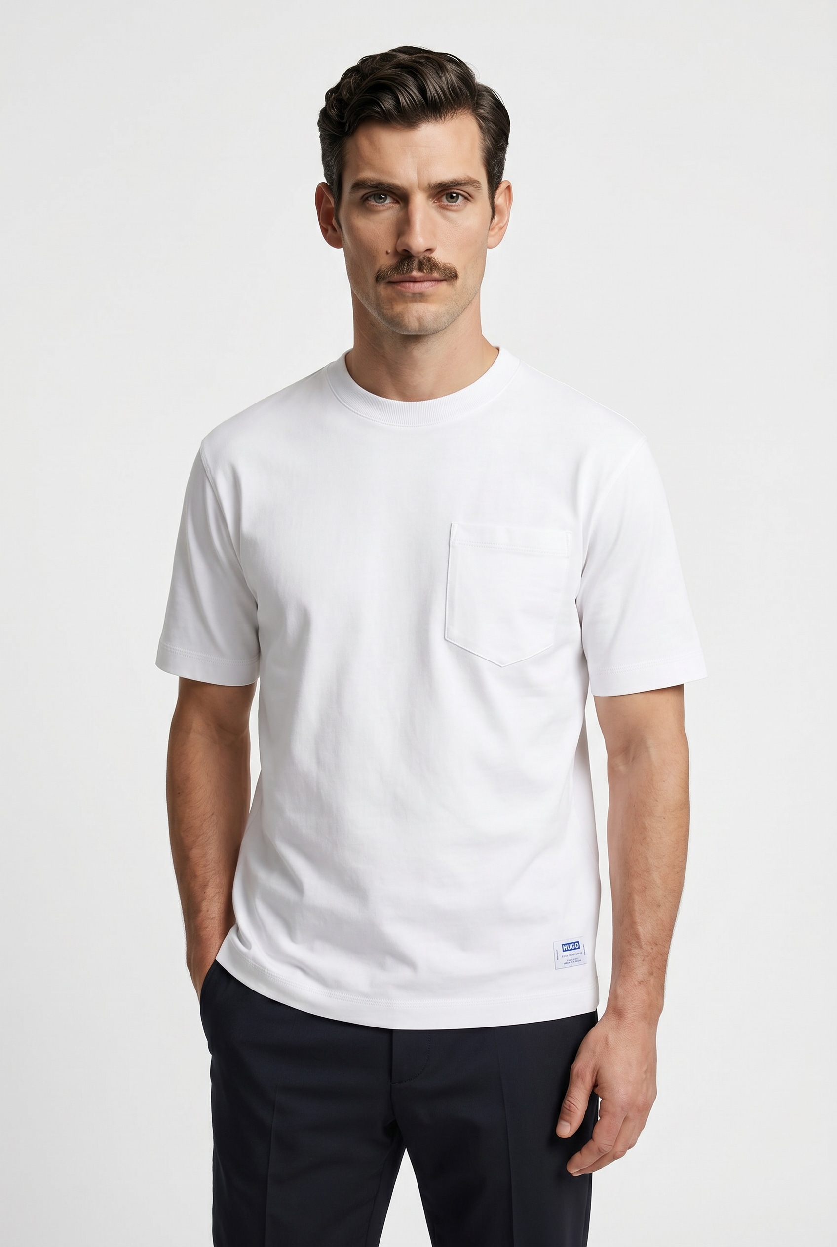 HUGO T-Shirt »Nestite« mit aufgesetzter Brusttasche, Rundhalsform