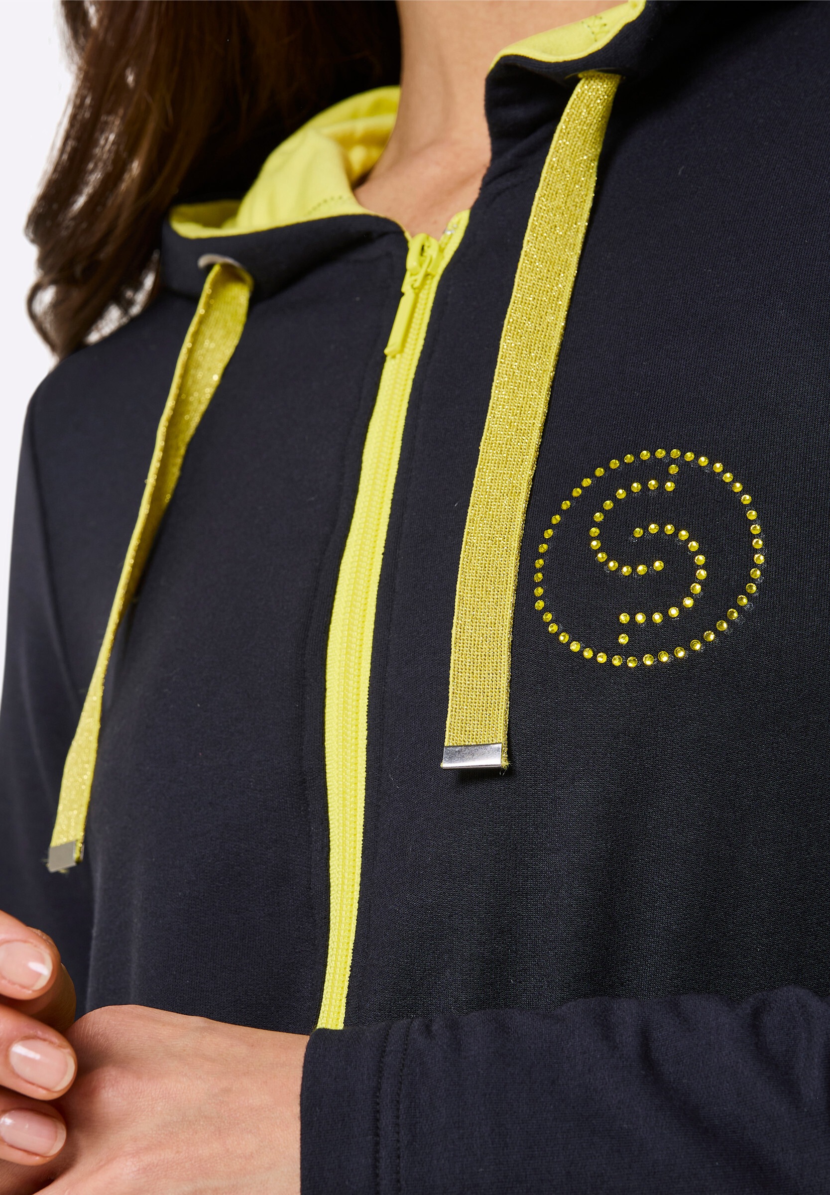 creation L Kurzjacke »Modal-Viskose-Jacke Jacke mit Glitzersteinchen-Applikation« 1 Stk. tlg.