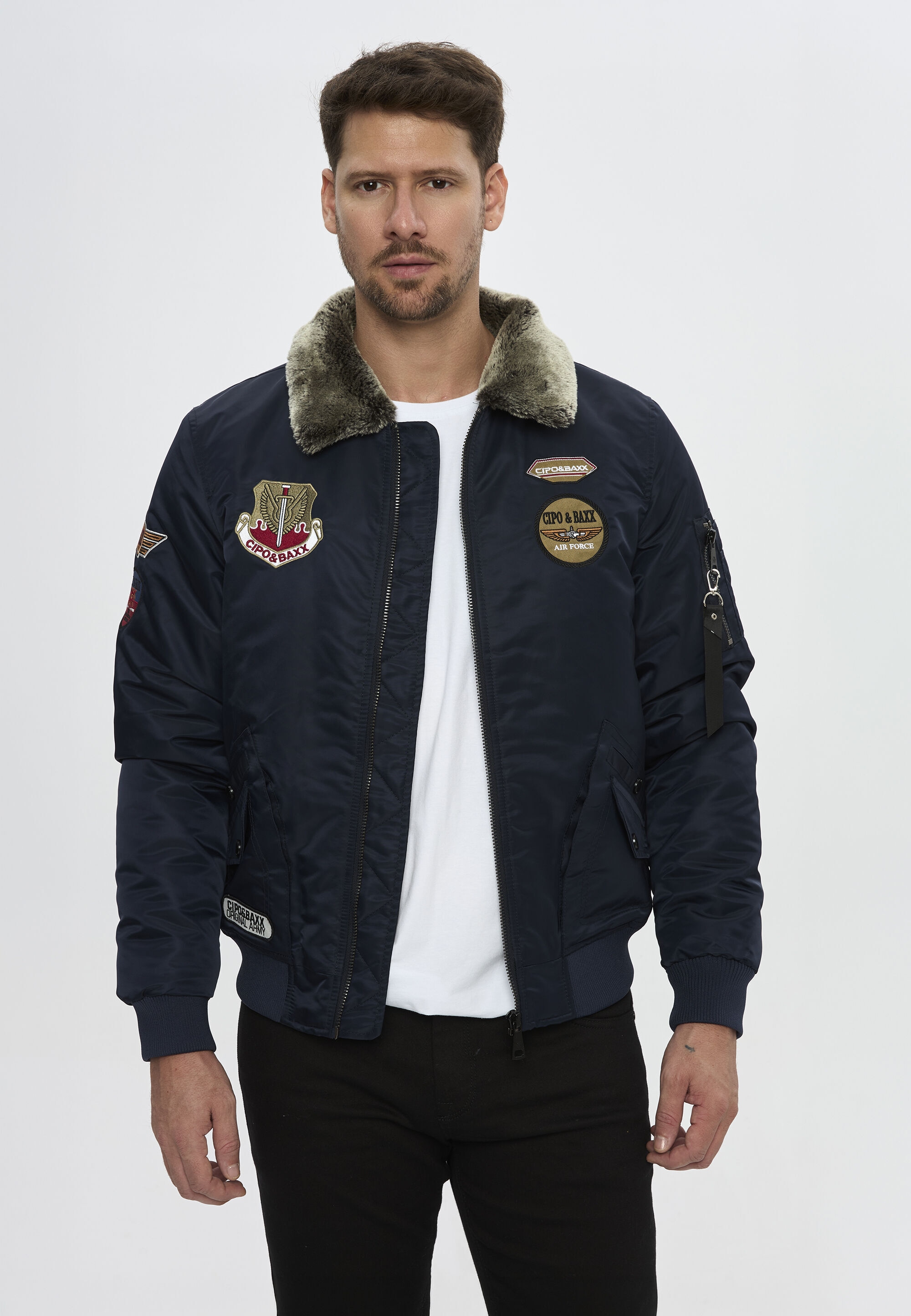 Cipo & Baxx Winterjacke »Winterjacke CM232« mit Kapuze