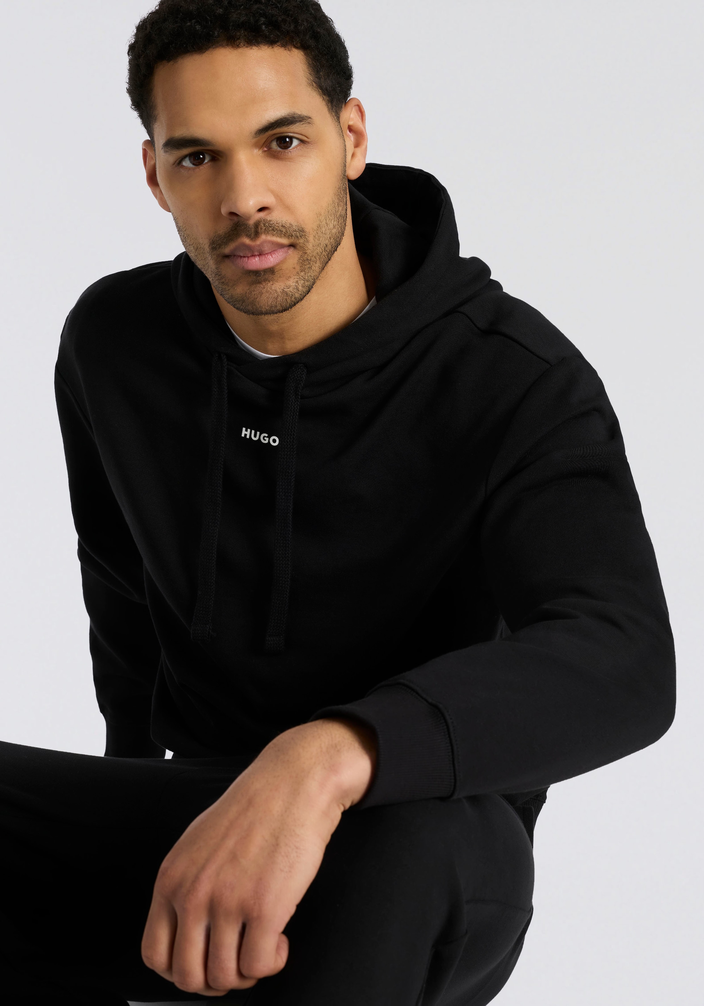 HUGO Kapuzensweatshirt »Dapo«, Kapuze mit Kordelzug, Relaxed Fit, HUGO Logo
