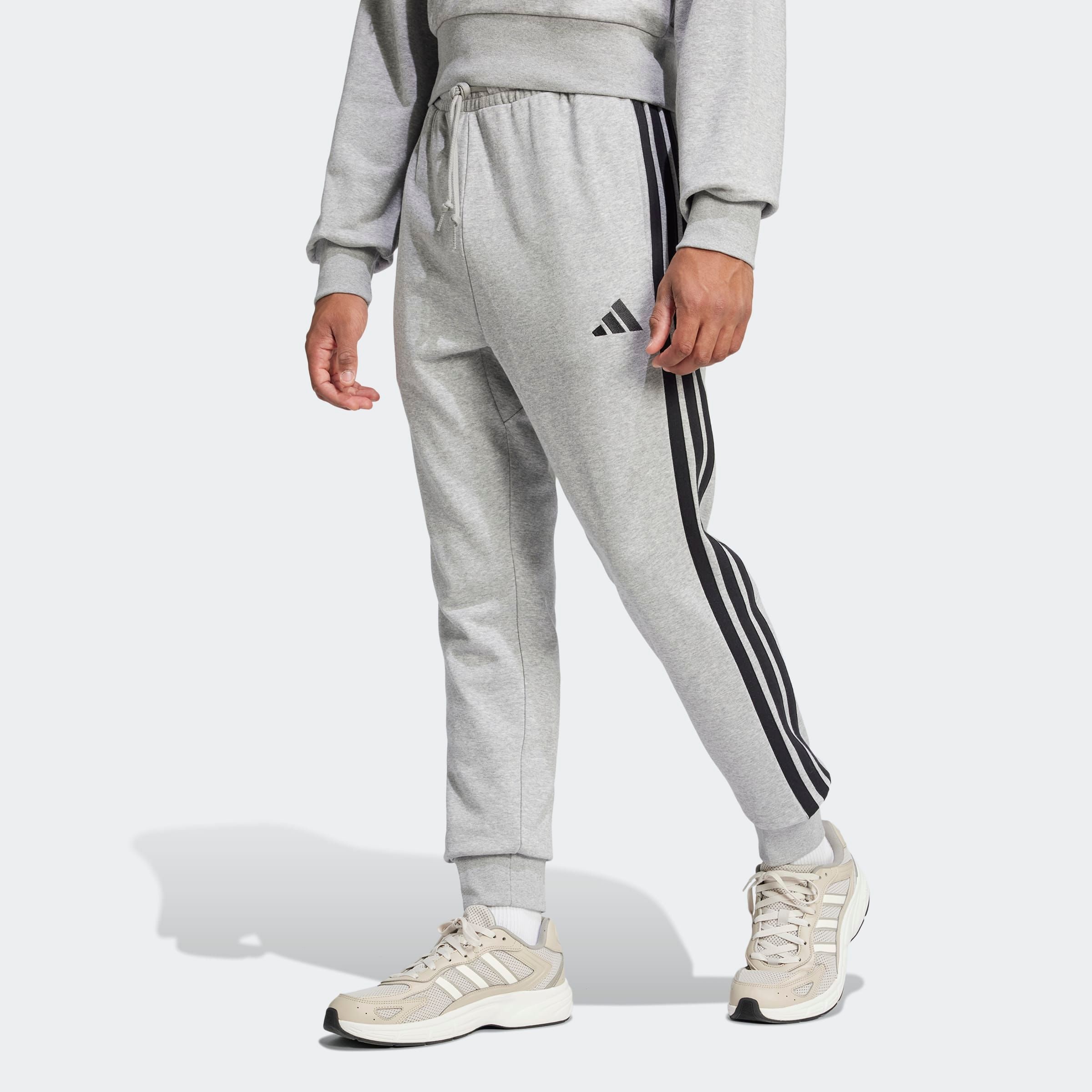 adidas Sportswear Sporthose »M 3S FT TC PT«, (1 tlg.), Jogginghose aus weichem French Terry Material