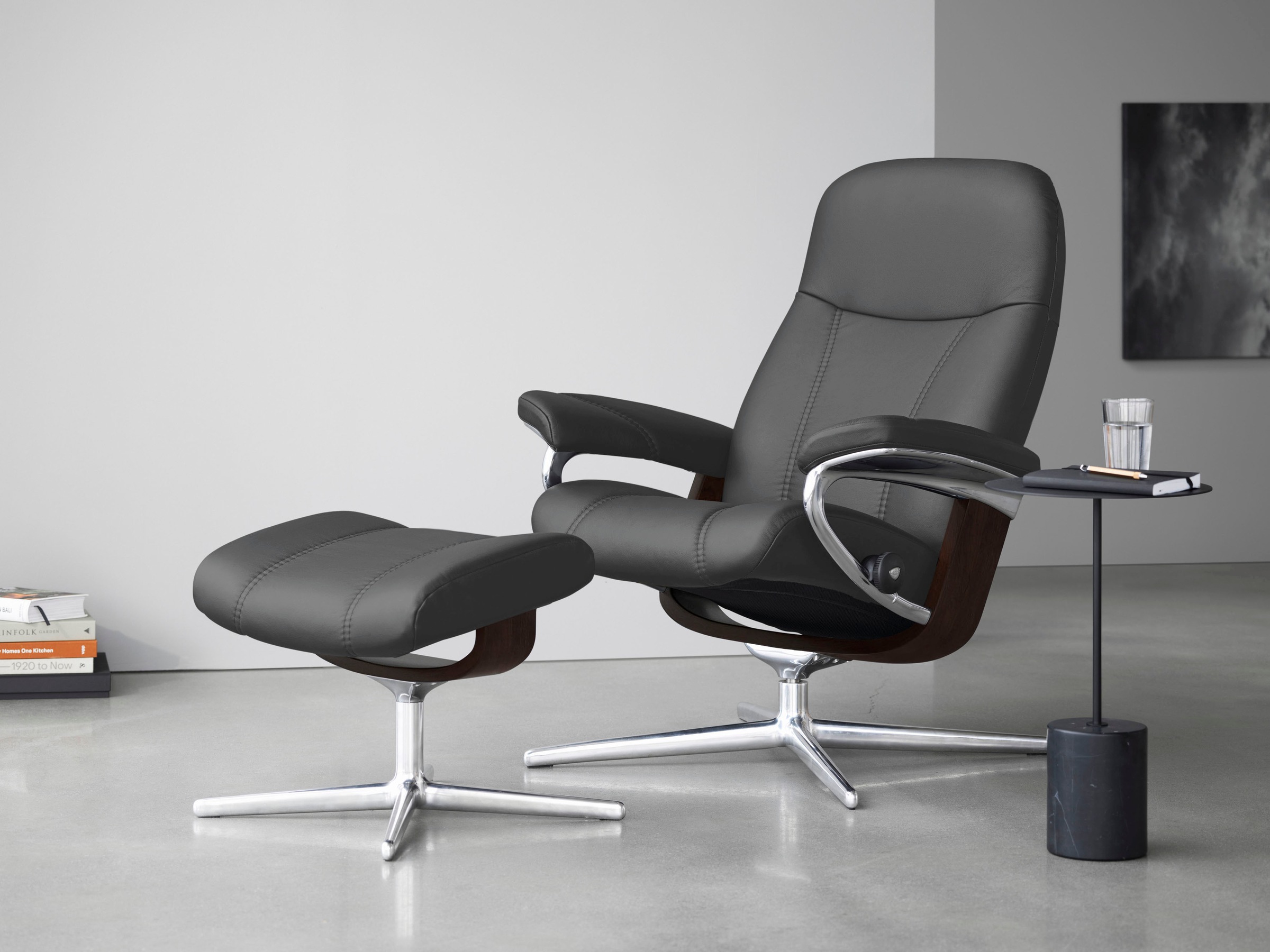 Stressless® Relaxsessel »Consul«, (Set, Relaxsessel mit Hocker), mit Hocker, mit Cross Base, Größe S, M & L, Holzakzent Braun