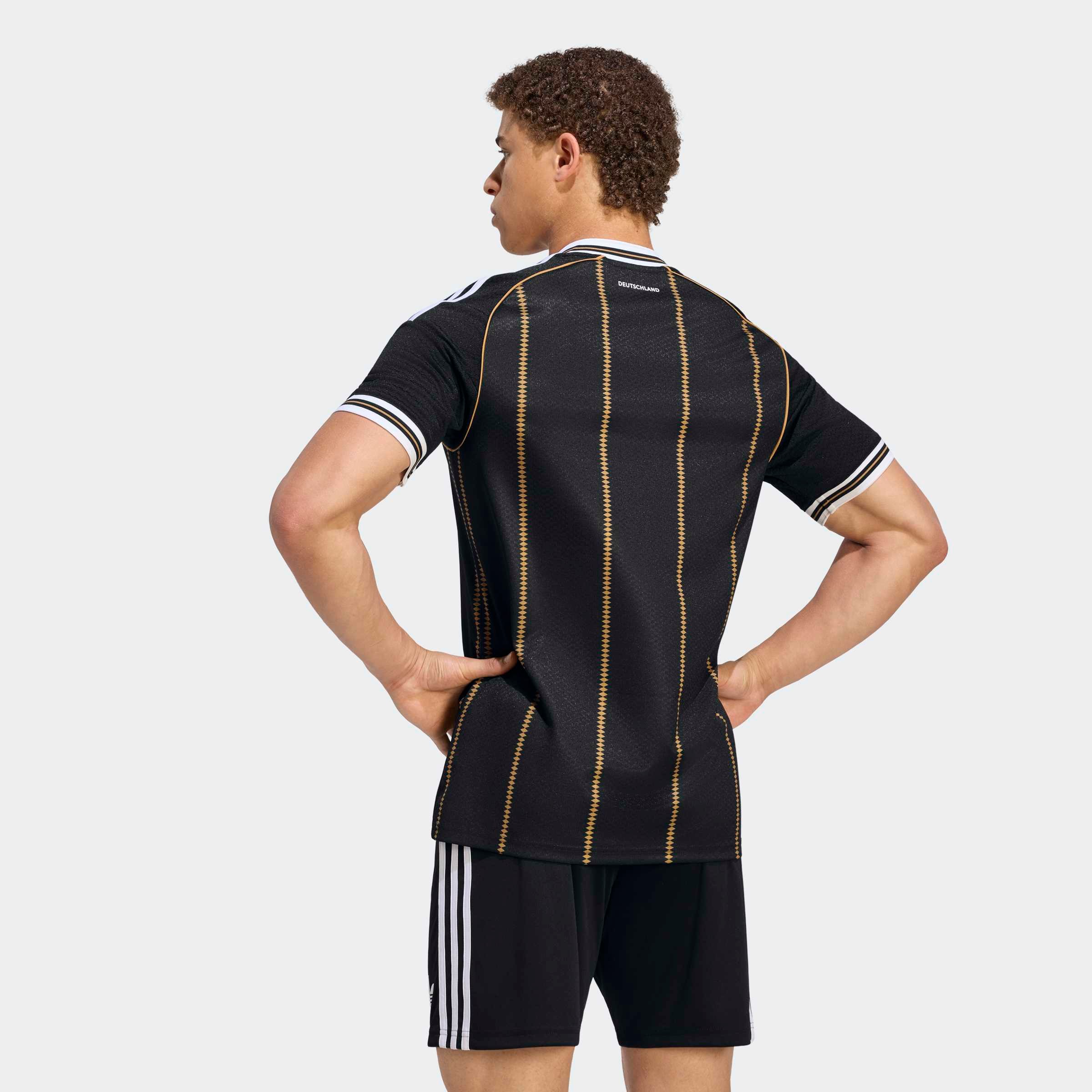 adidas Performance Fußballtrikot »DEUTSCHLAND 26 AUSWEICHTRIKOT« DFB, Vorbestellung: Versand erfolgt frühestens zum 05.10.2026