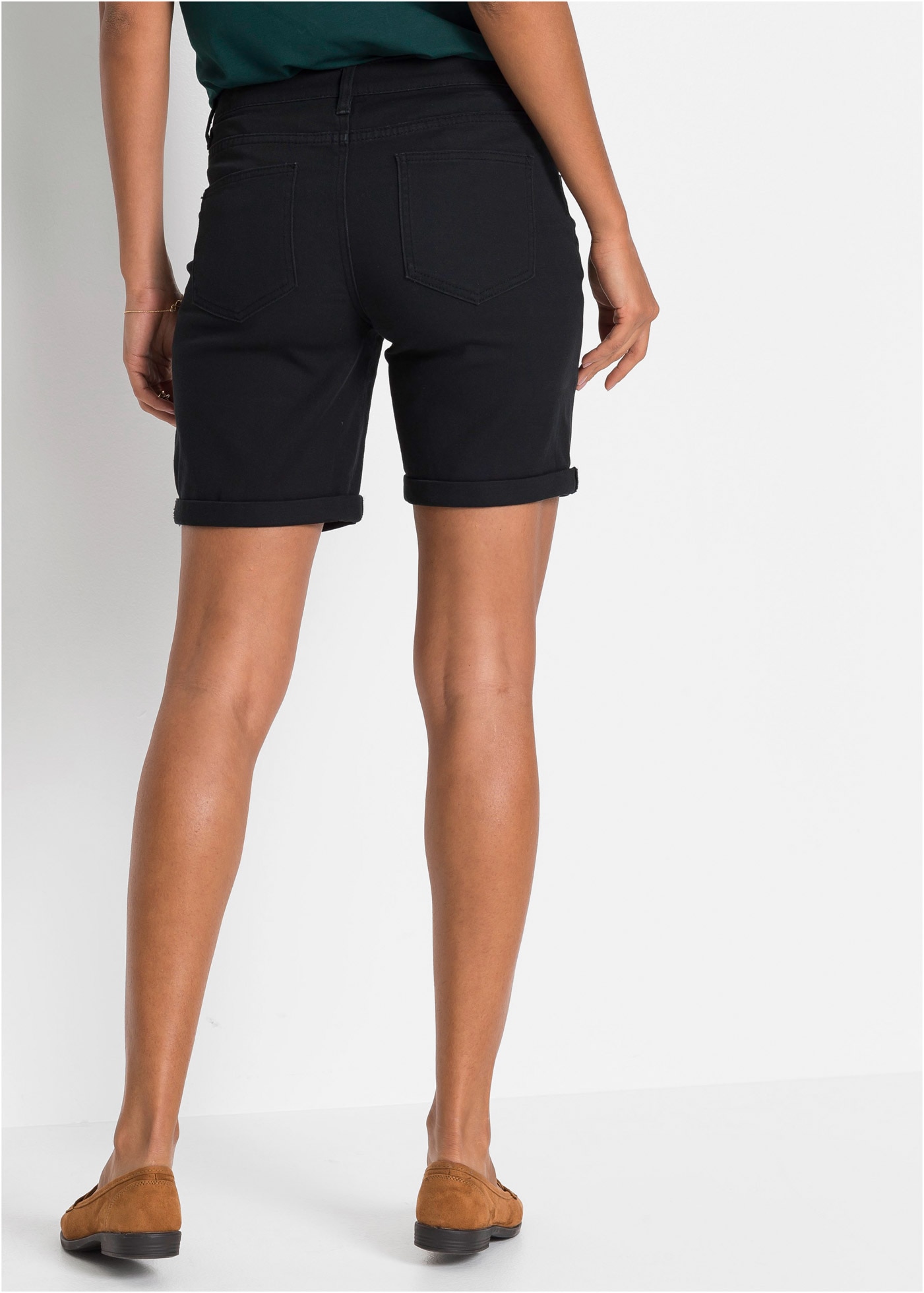 bonprix Bermudas  Skinny Fit, aus Stretch-Material, mit modischer Knopfleiste