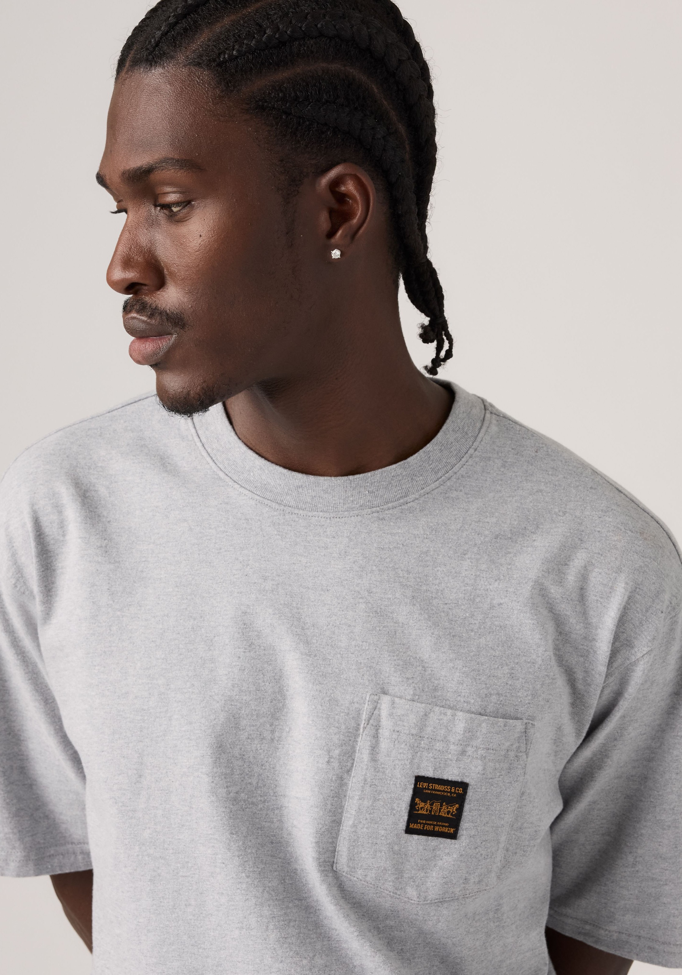Levi's® T-Shirt »SS WORKWEAR PKT TEE« mit Brusttasche