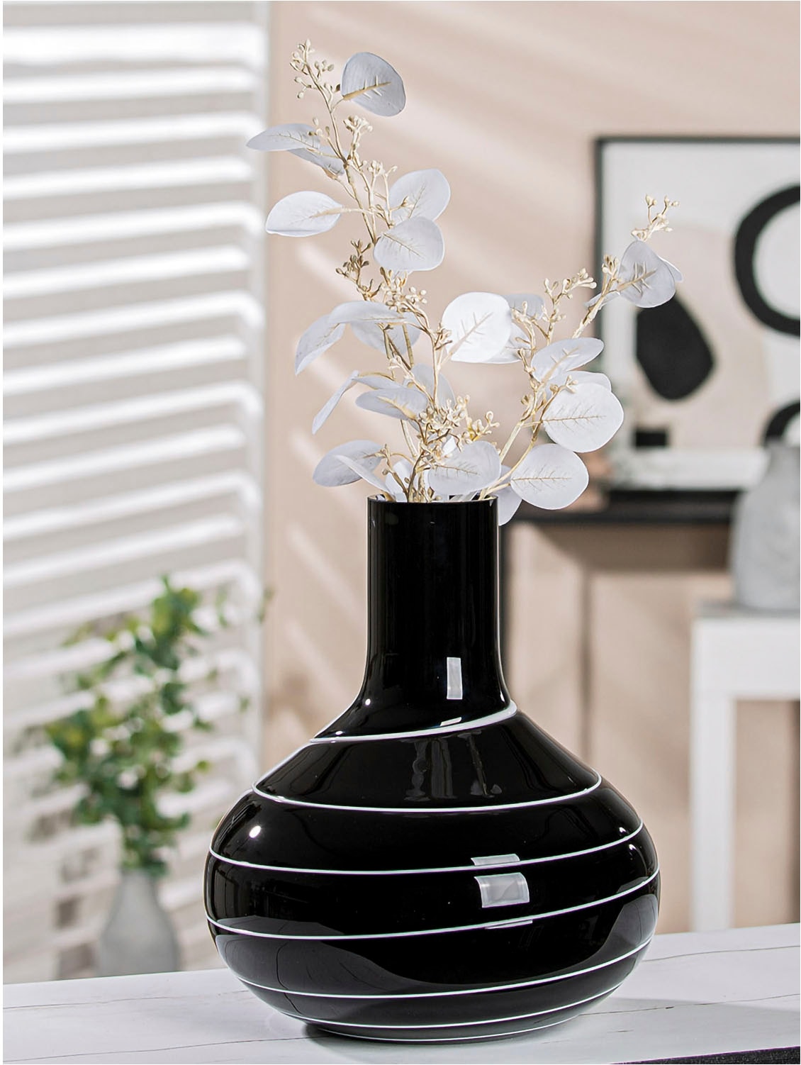 GILDE Tischvase »Vase Uderzo mit Spiraldekor, Höhe ca. 28 cm«, (1 St.), Europäische Handarbeit, aus durchgefärbtem Glas