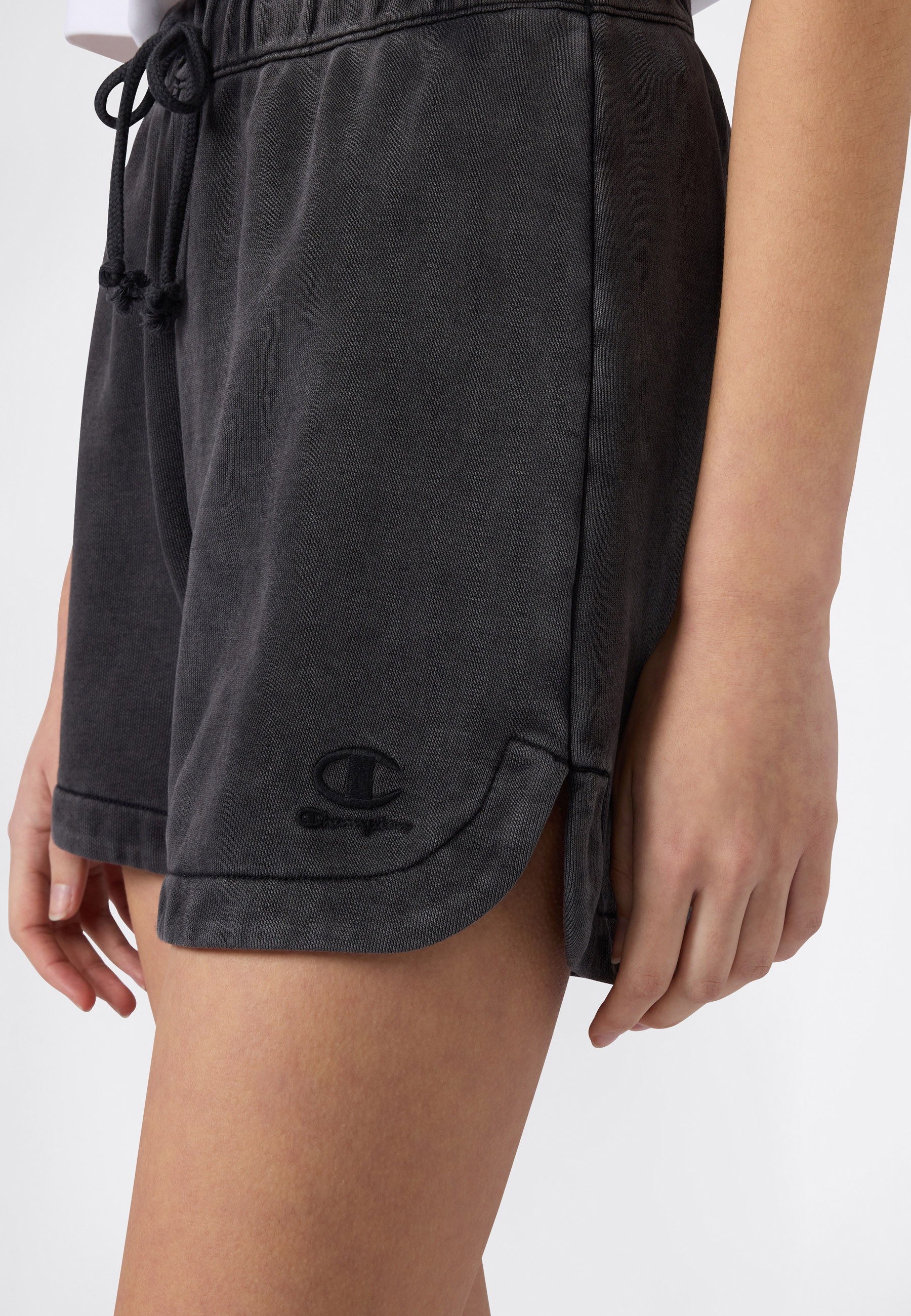 Champion Sweatshorts »ICONS WASH Terry Shorts«  bequemer Schnitt