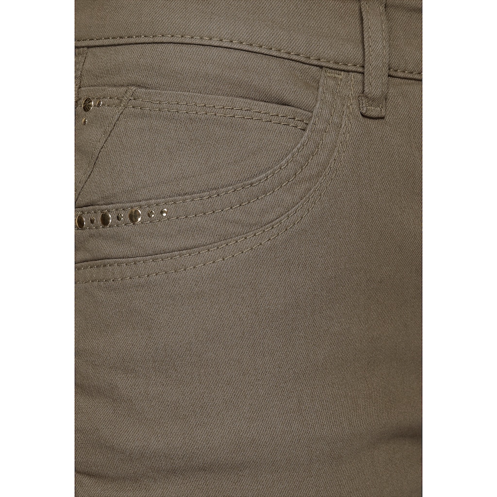 MAC Straight-Jeans »Melanie-New bright«, Mit neuer Taschenlösung und Nieten an den vorderen Taschen