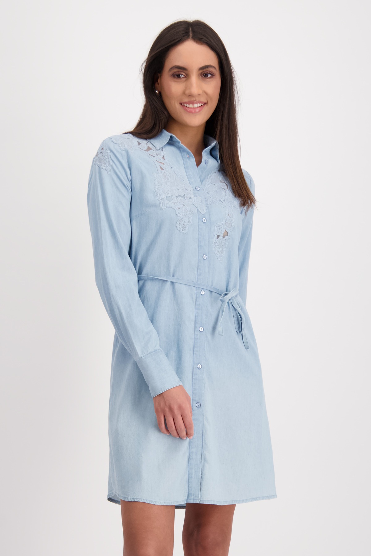 Monari Jeanskleid Eingrifftaschen mit Bindegürtel