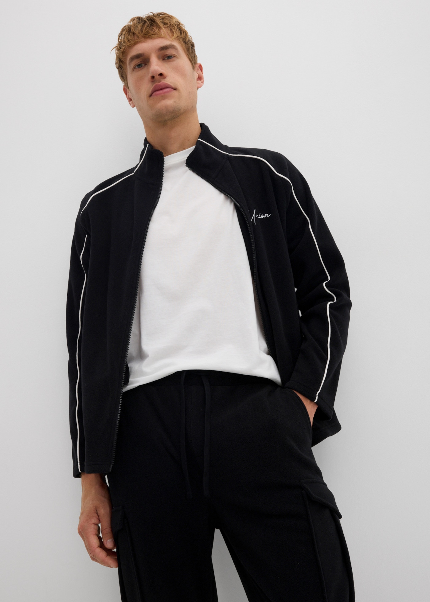 bonprix Cargohose  angenehme, weiche Qualität, Regular Fit, im Casual-Stil, aus Polyester