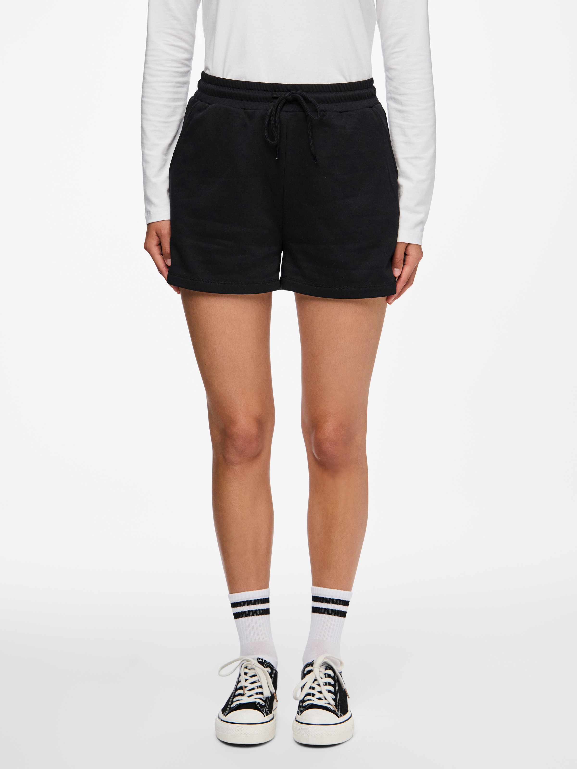 pieces Sweatshorts »PCCHILLI SUMMER HW SHORTS UB NOOS BC«  mit Eingrifftaschen