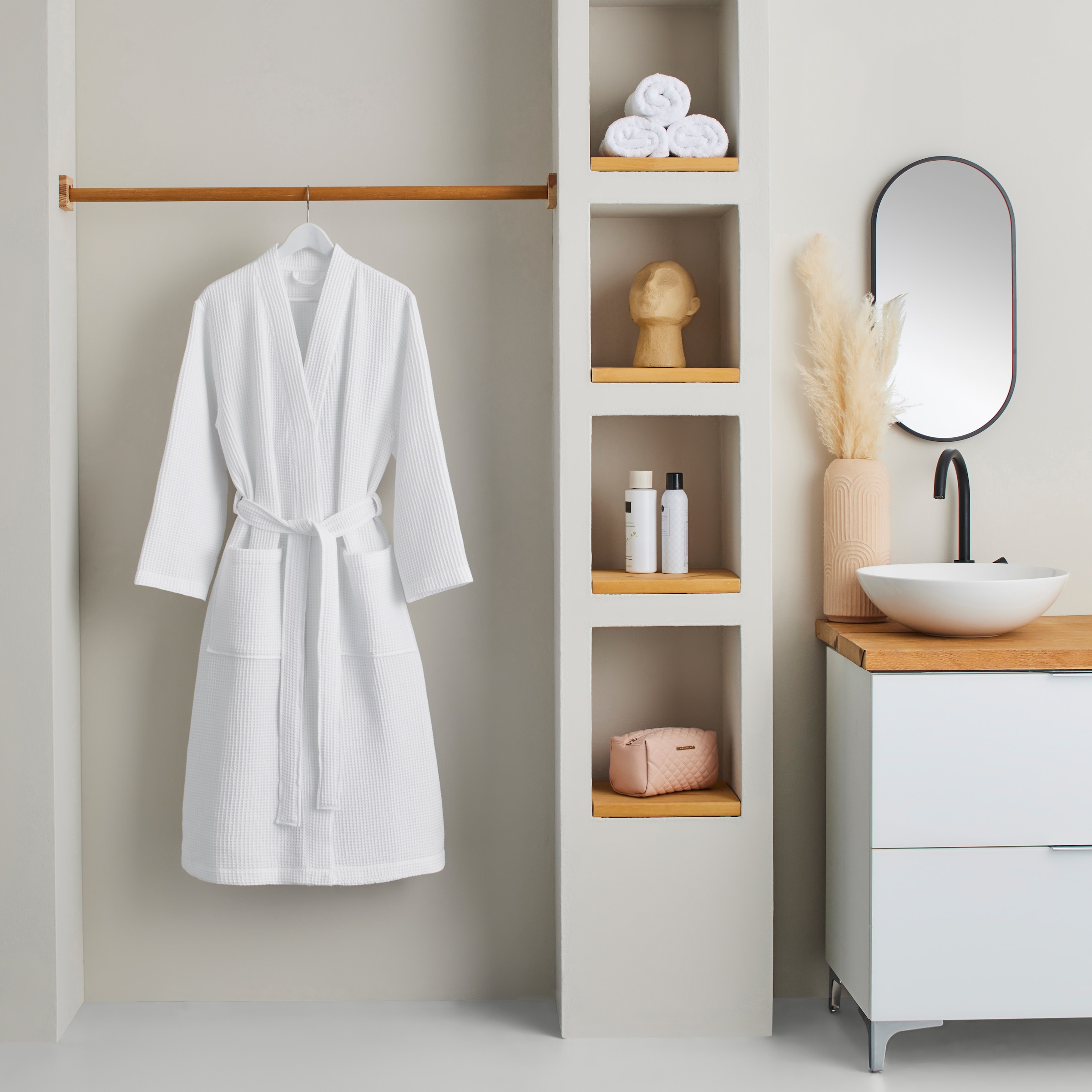 my home Unisex-Bademantel »Inga, Waffelpiqué, ideal für Sauna & Spa, Hotelbademantel«, (1 St.), kleines Packmaß, Taschen, Damen & Herren, S-3XL, Morgenmantel