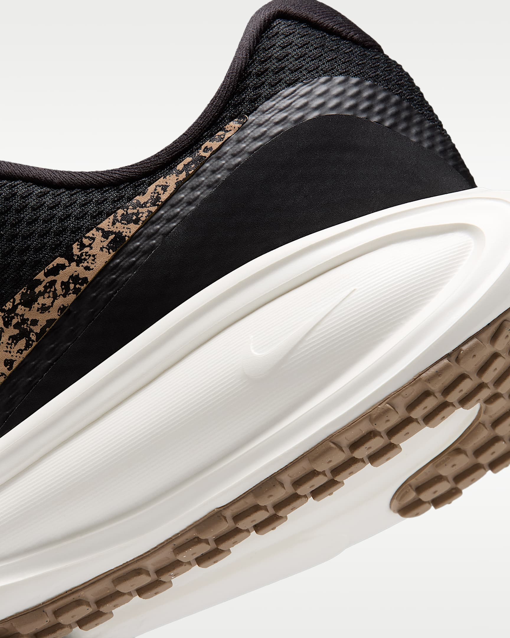 Nike Laufschuh »W REVOLUTION 8 PRINT«