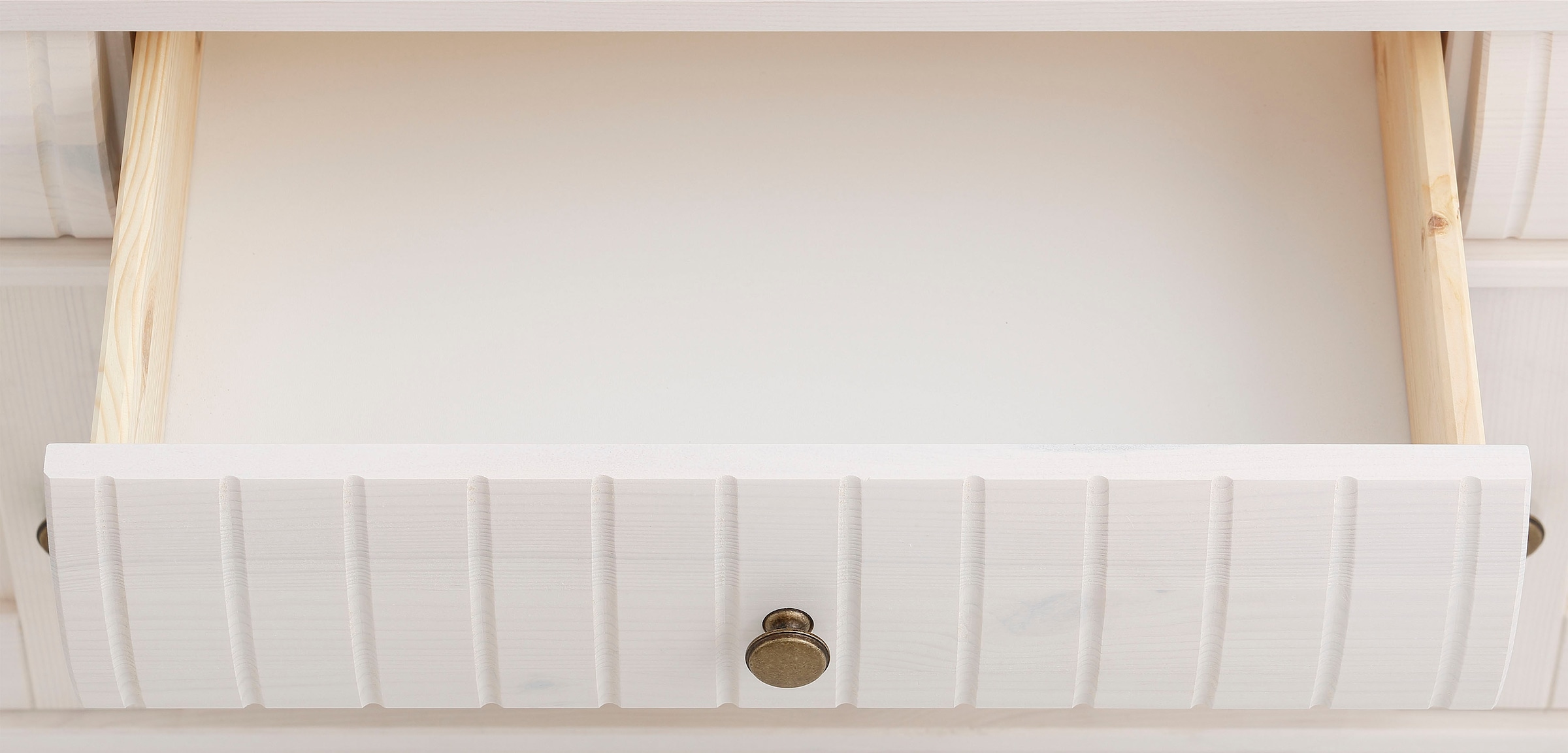 Home affaire Lowboard »Teresa«, Kommode aus massiver Kiefer, Breite 154 cm