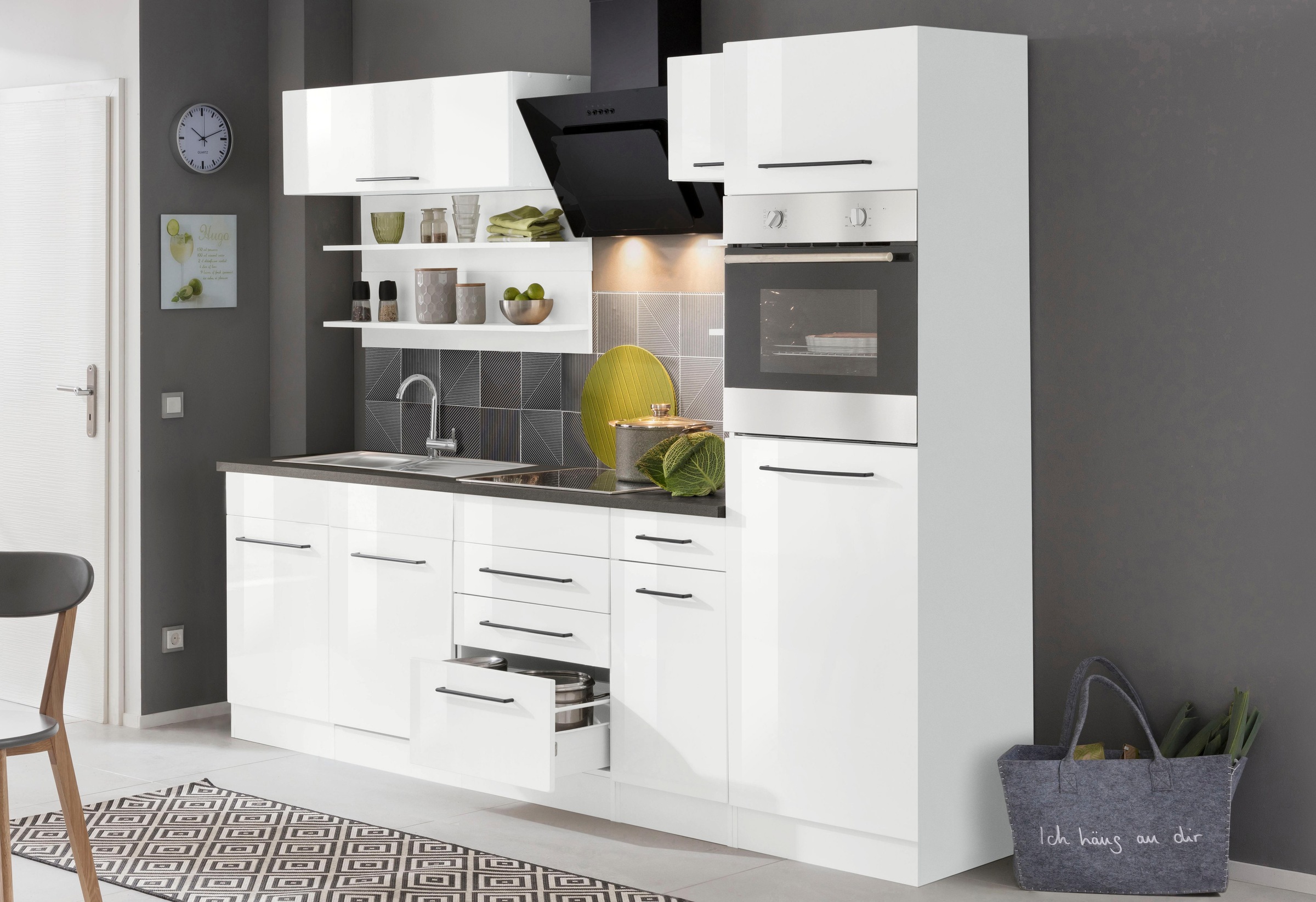 KOCHSTATION Küchenzeile »KS-Tulsa« mit E-Geräten, Breite 270 cm, schwarze Metallgriffe, MDF Fronten
