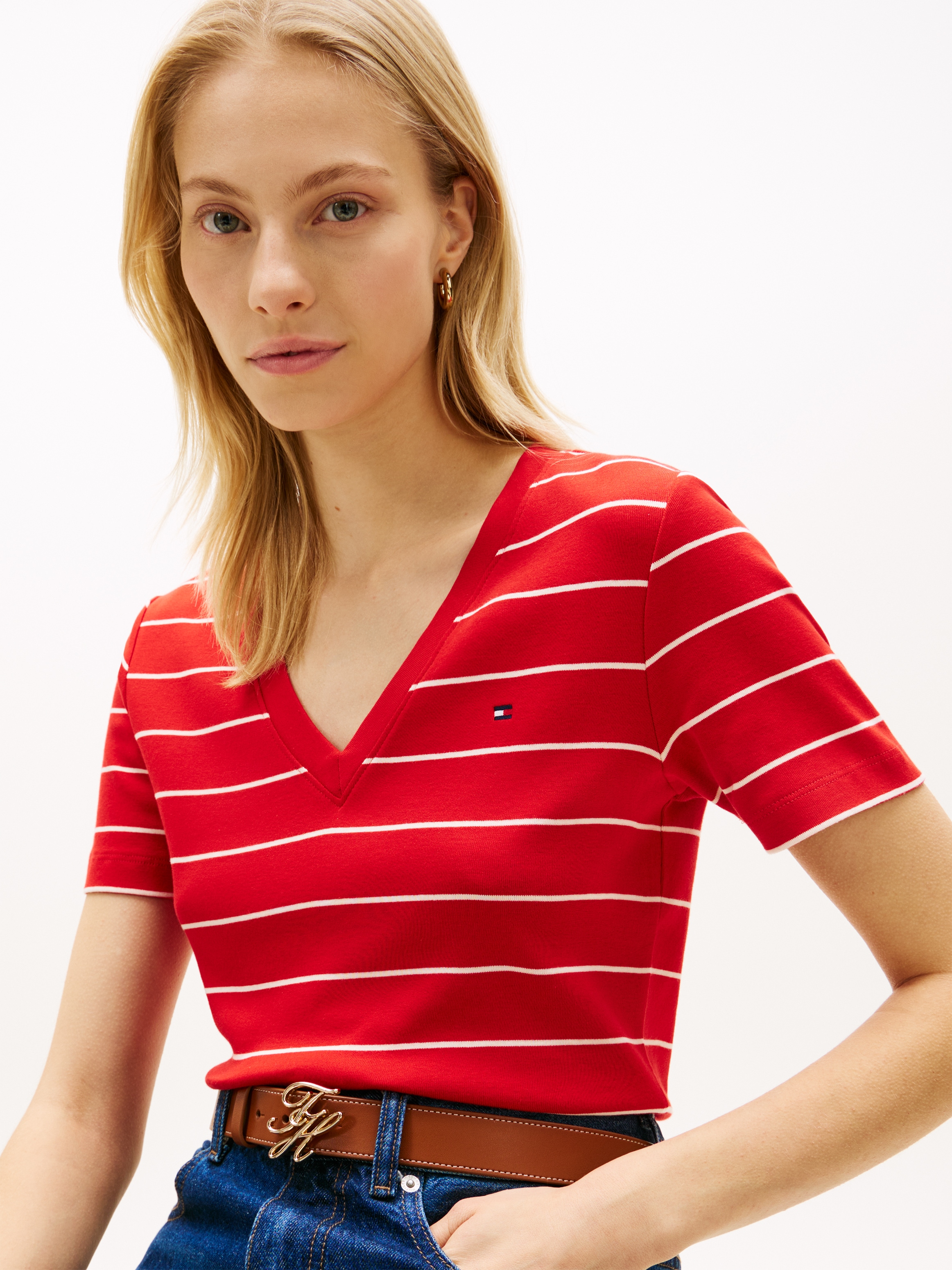 Tommy Hilfiger T-Shirt »SLIM CODY V-NECK SHORT SLEEVE« aus Baumwolle, Logostickerei, gestreift