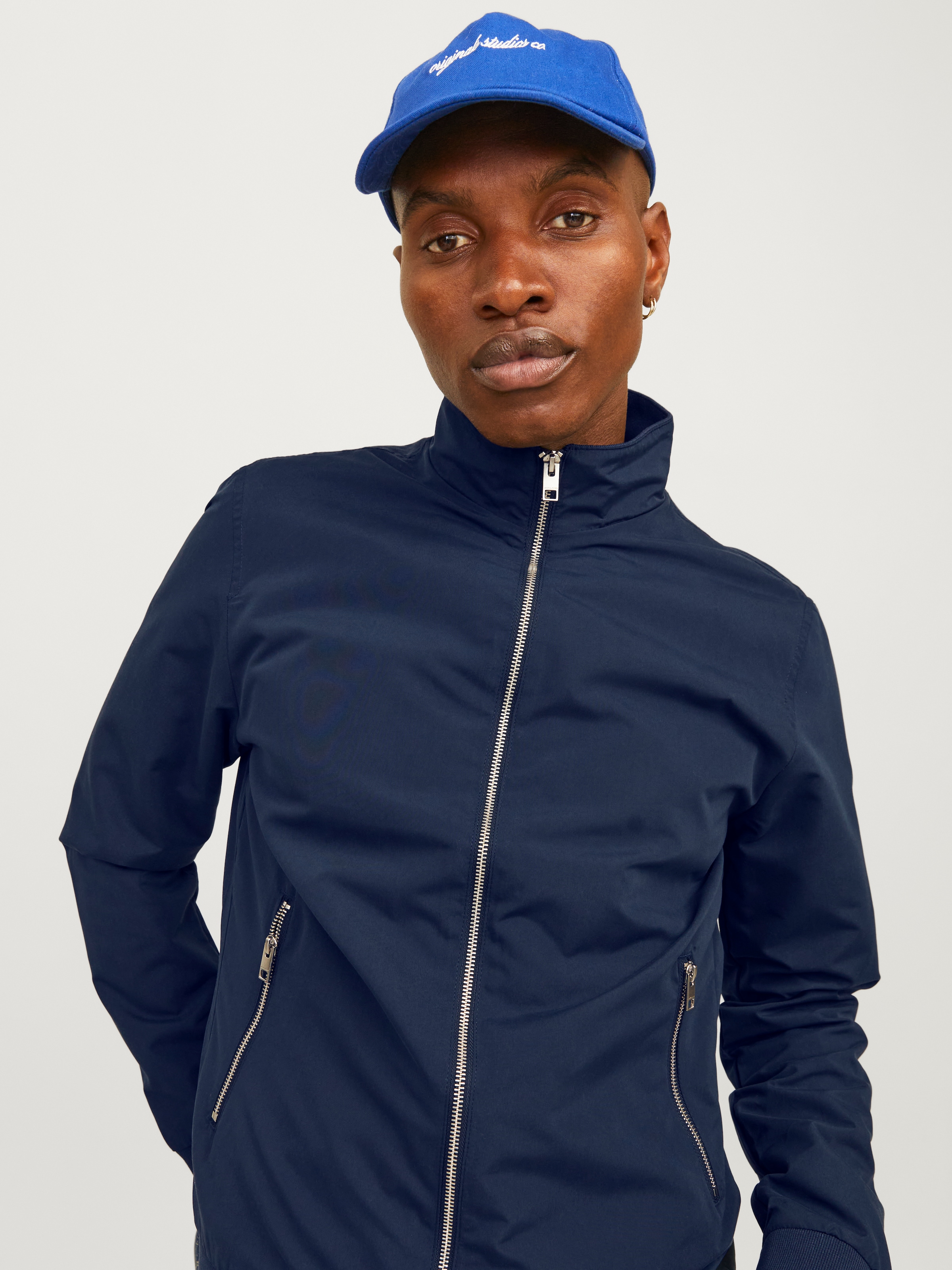 Jack & Jones Blouson »JJERUSH Stylisch, funktional, ideal für Herbst, pflegeleicht« ohne Kapuze mit stylischem Stehkragen