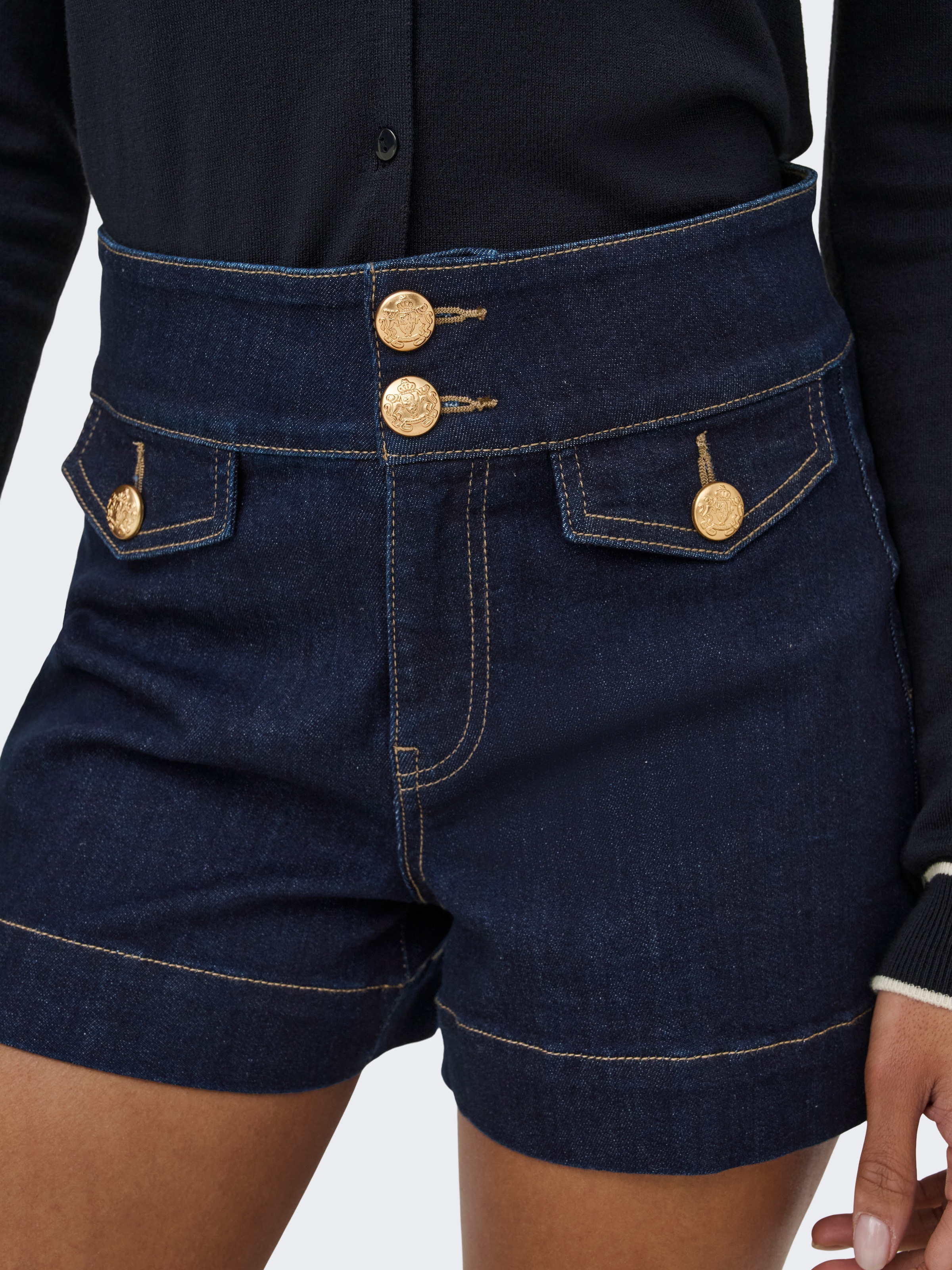 ONLY Jeansshorts »ONLEMILIA HW GOLD BUT DNM SHORTS NOOS« Materialmix, regular fit, High Waist