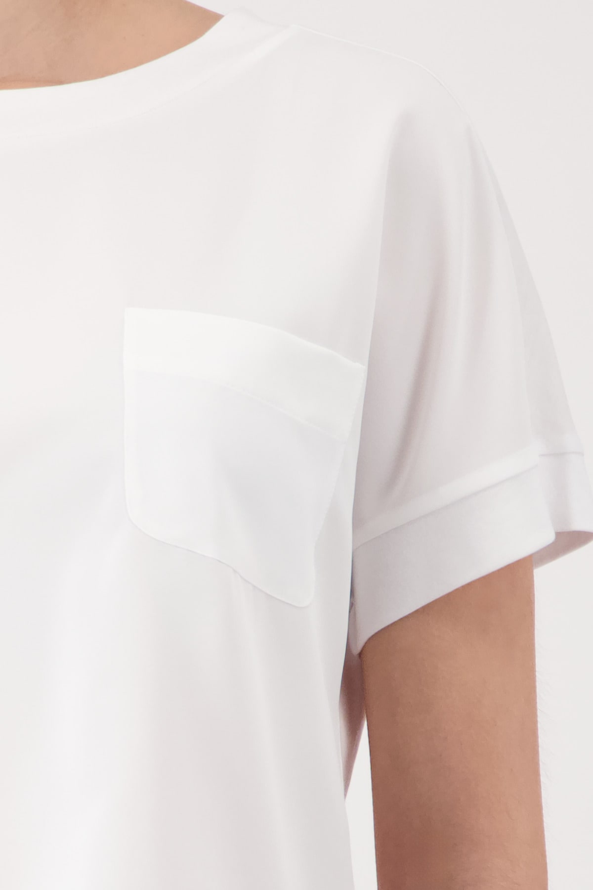 Monari Schlupfbluse »Schluse Basic Schluse« mit Ziertasche