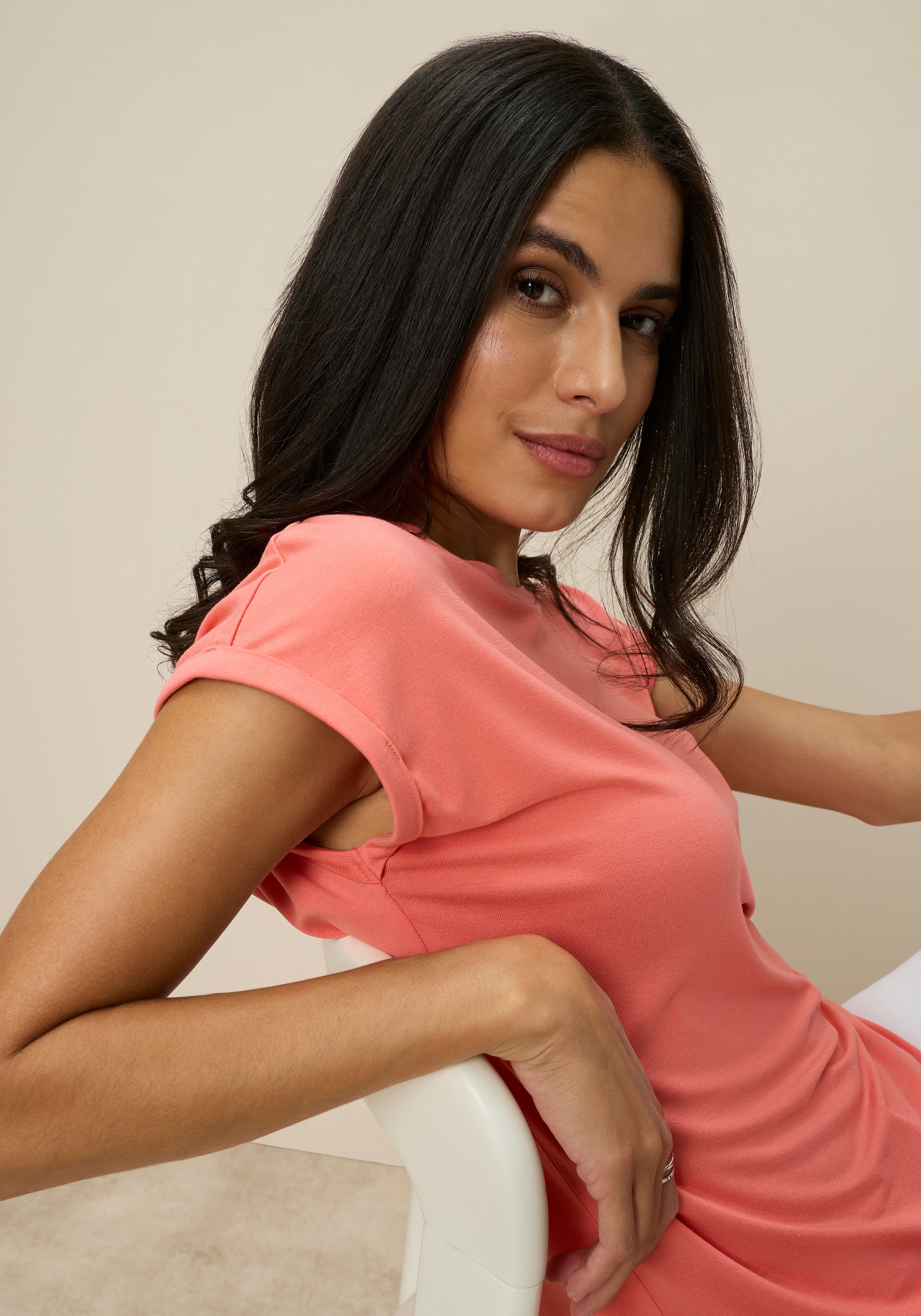 Tamaris T-Shirt Regular Fit, mit überlappenden Schultern, Kurzarm mit Aufschlag