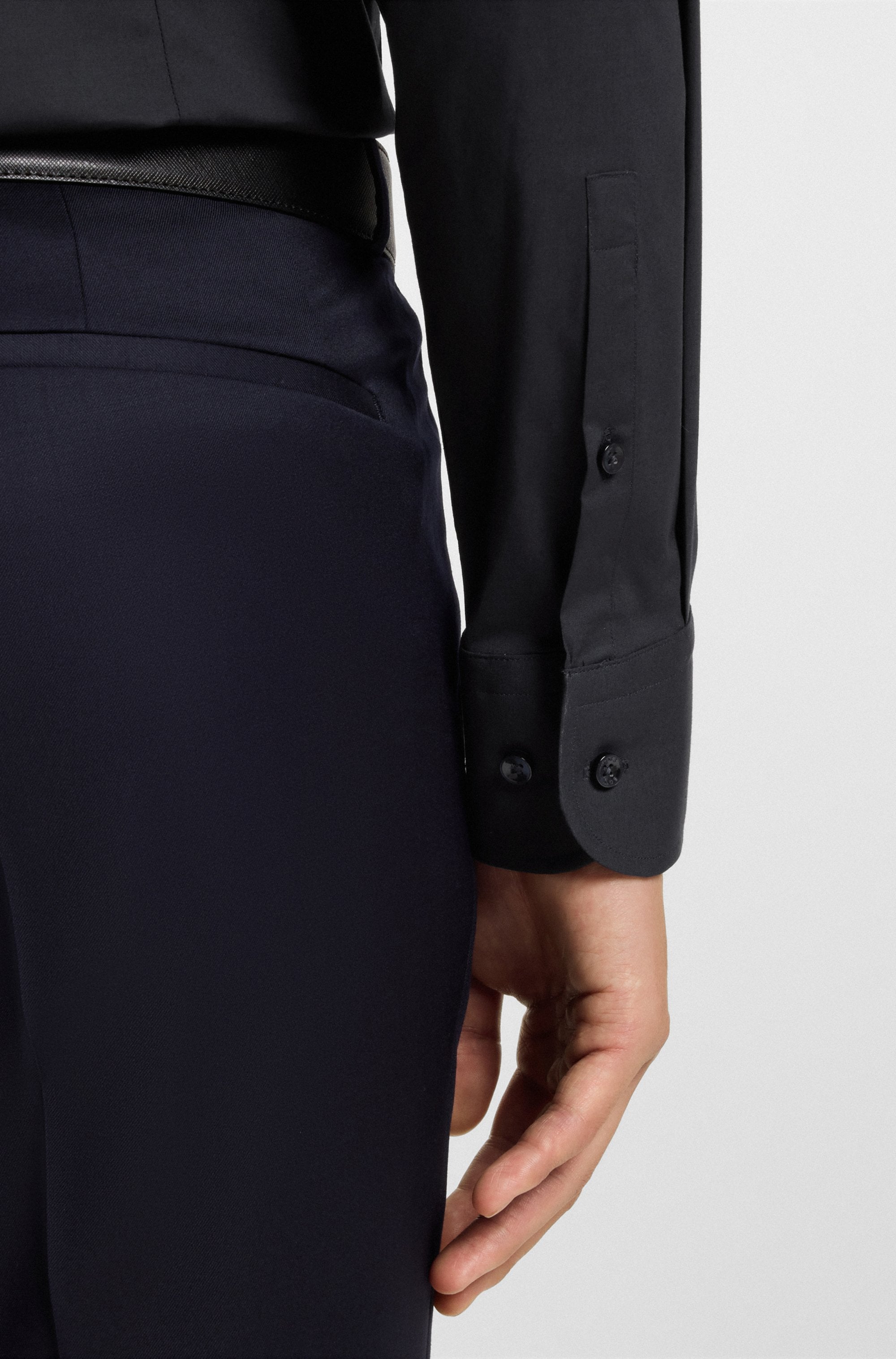 BOSS Businesshemd »Hank« Kentkragen, Slim-Fit, bügelleichte Qualität
