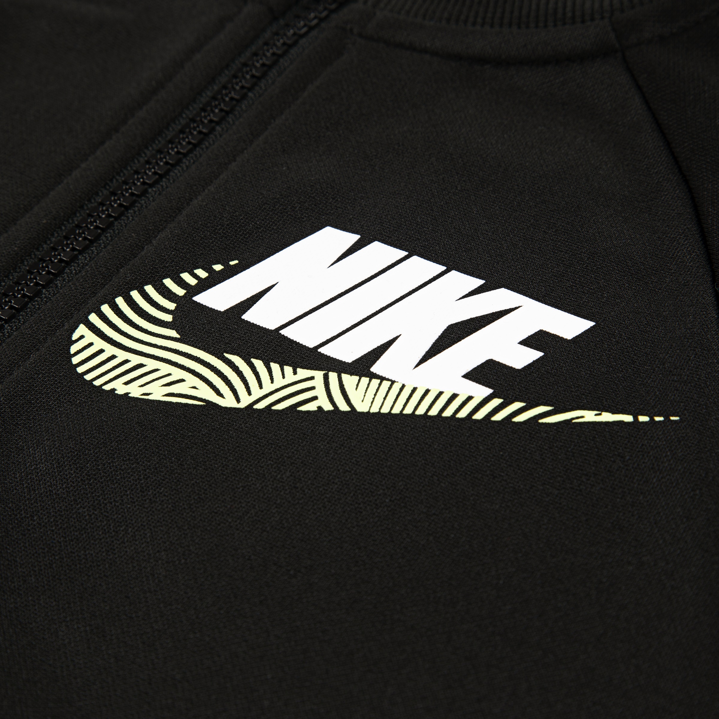 Nike Sportswear Trainingsanzug »NKB B NSW ITZ OVERSIZE TRACK S« 2 tlg. für Kinder, sportlicher Stil, komfortables Design