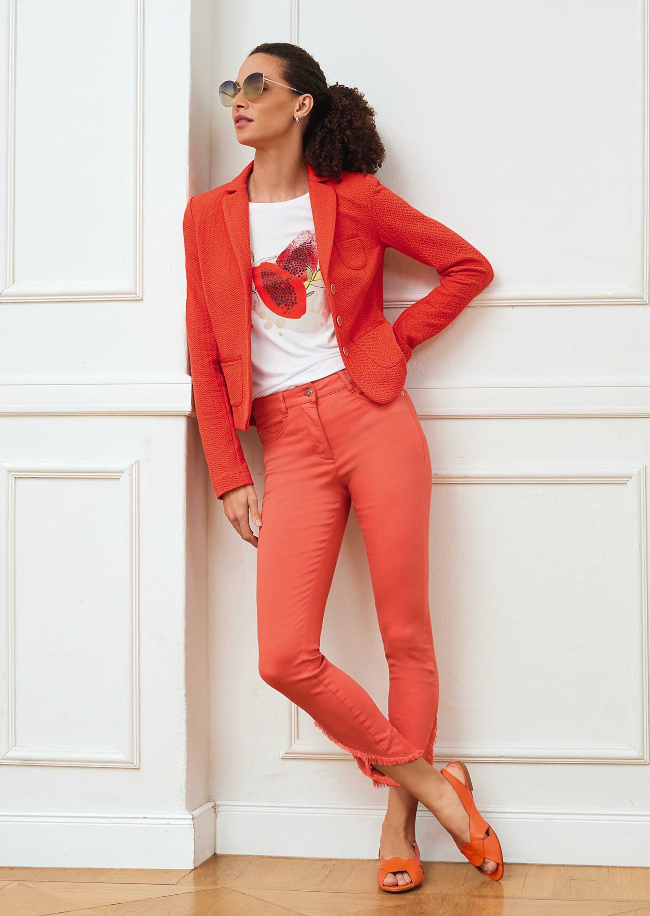 MADELEINE Jackenblazer »Jerseyblazer Kurzer Jerseyblazer mit modischer Struktur«